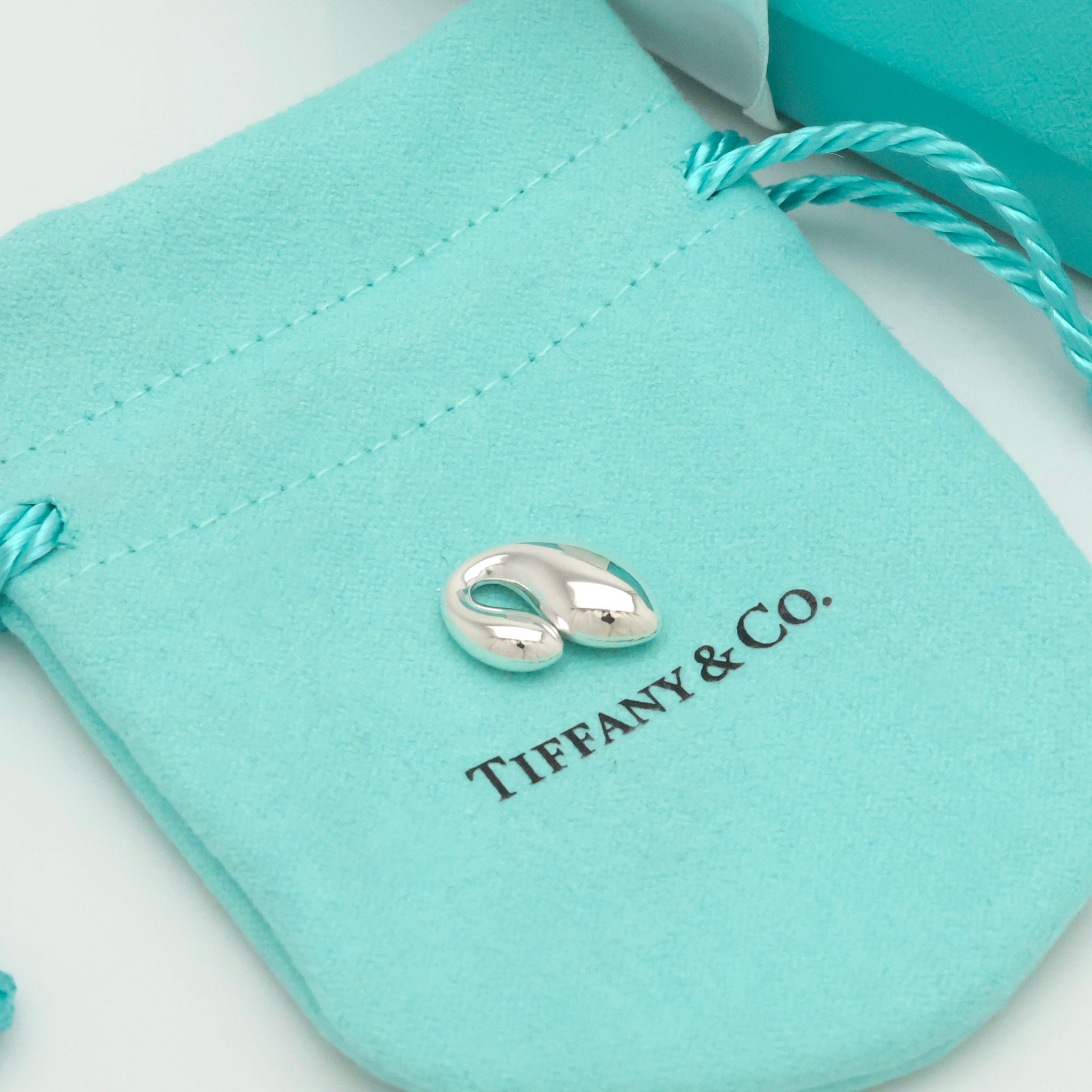 TIFFANY&Co. ダブル ティアドロップ エルサペレッティ チャーム AG925