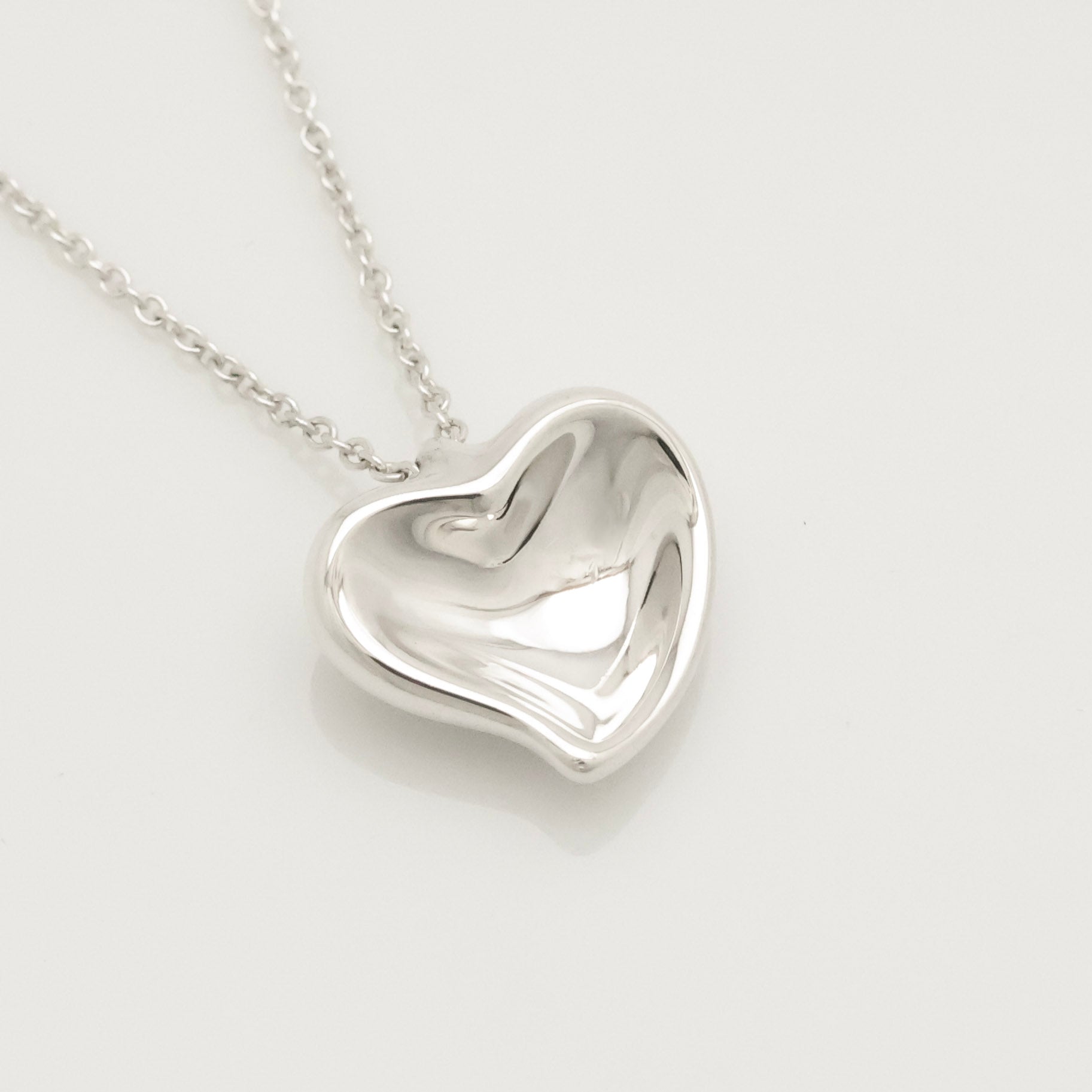 Tiffany & Co. Peretti Curved Full Heart Necklace Sterling Silver 925