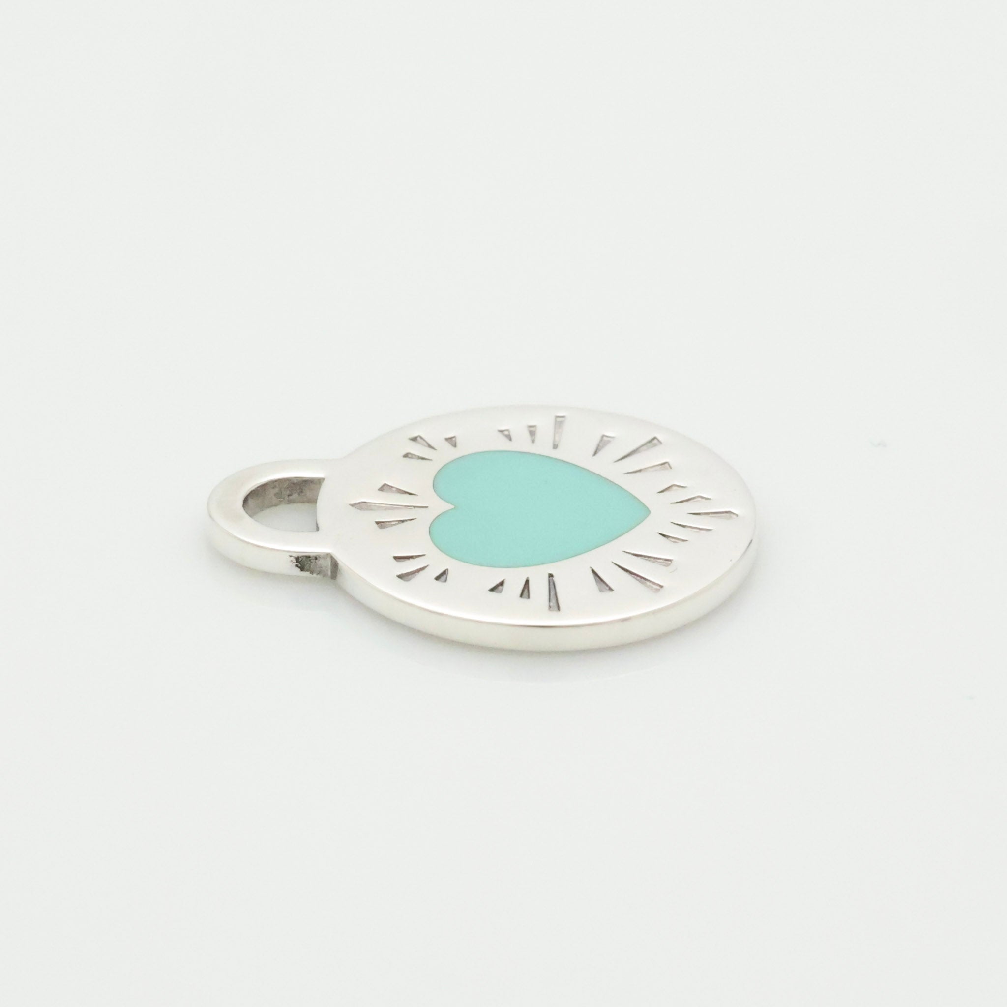 TIFFANY&Co. リターントゥ ティファニー ラウンド タグ エナメル ハート チャーム AG925