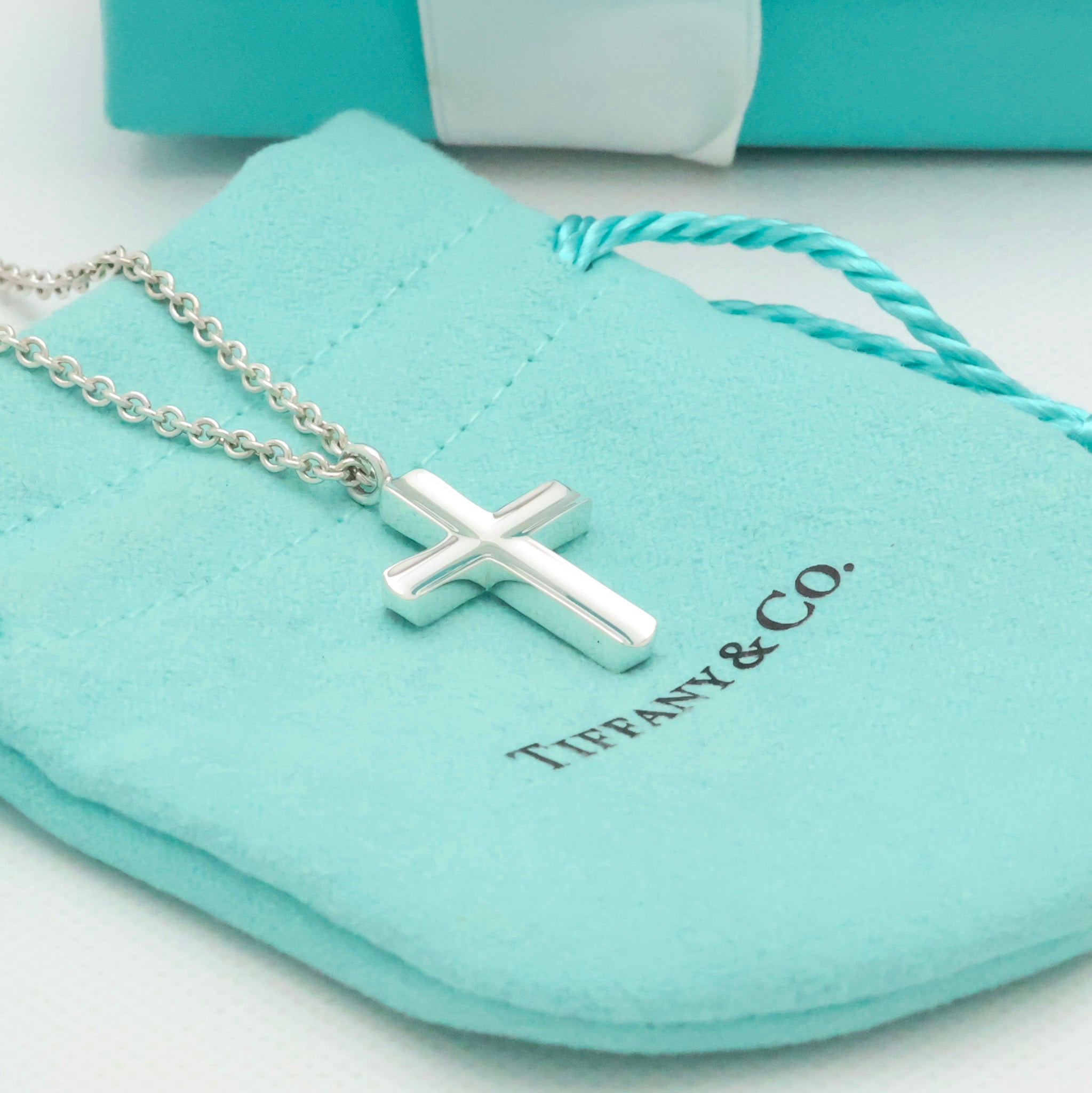  Tiffany & Co. Picasso Groove Cross Necklace Sterling Silver 925 