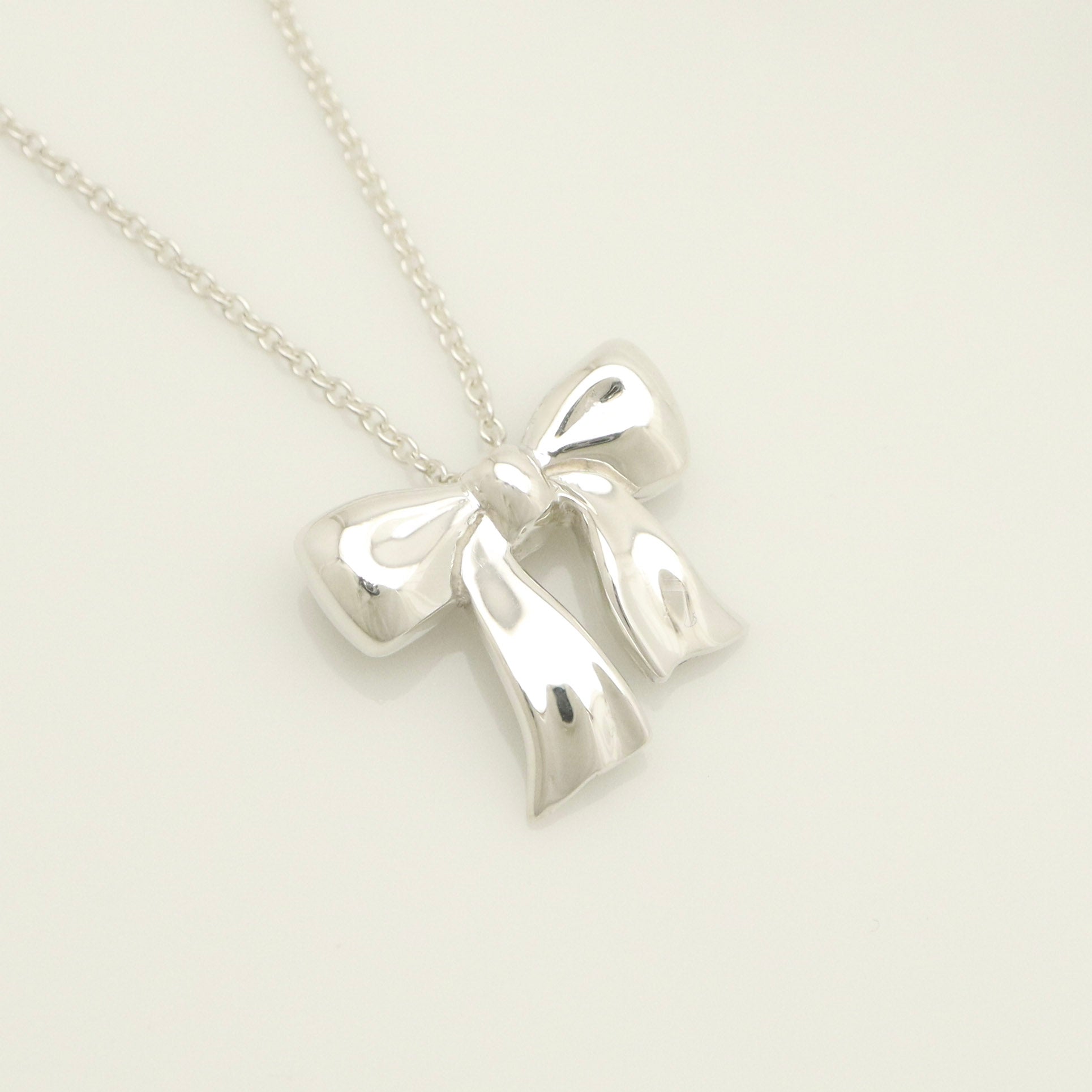 TIFFANY&Co. ミニ リボン ネックレス AG925