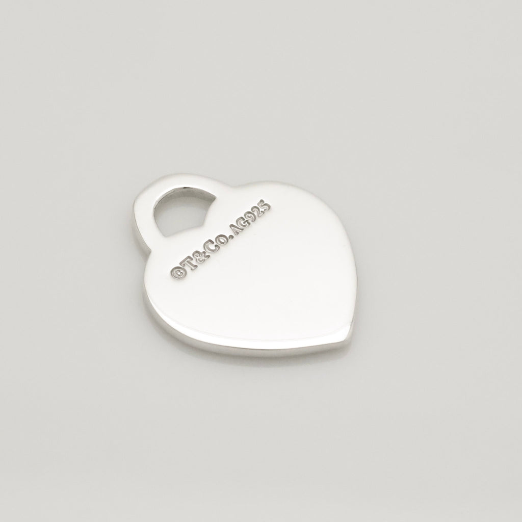 TIFFANY&Co. リターントゥ ティファニー ミディアム ハート タグ チャーム AG925