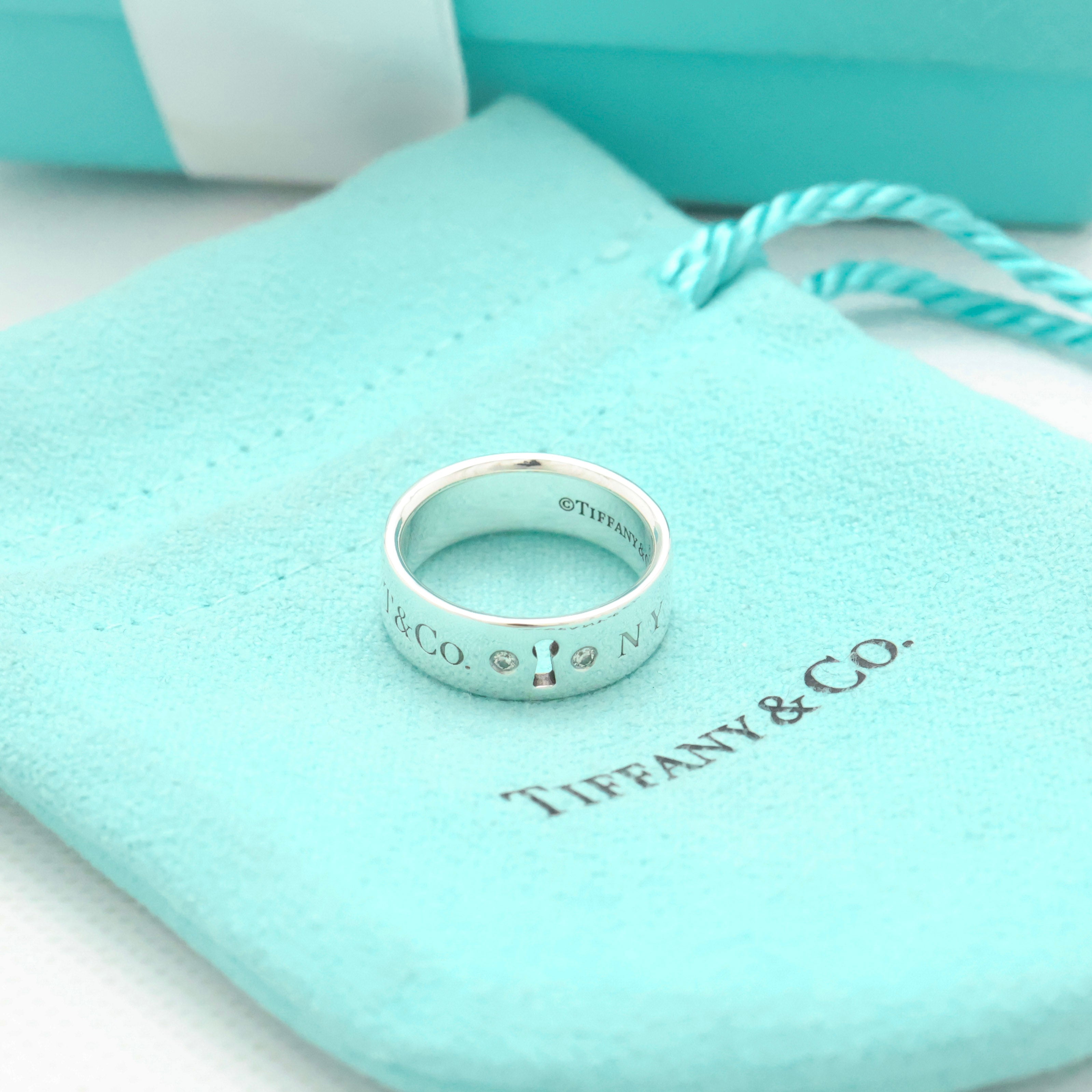 TIFFANY＆Co. ロック キー ホール ナロー 2P ダイヤモンド リング 7 号 AG925