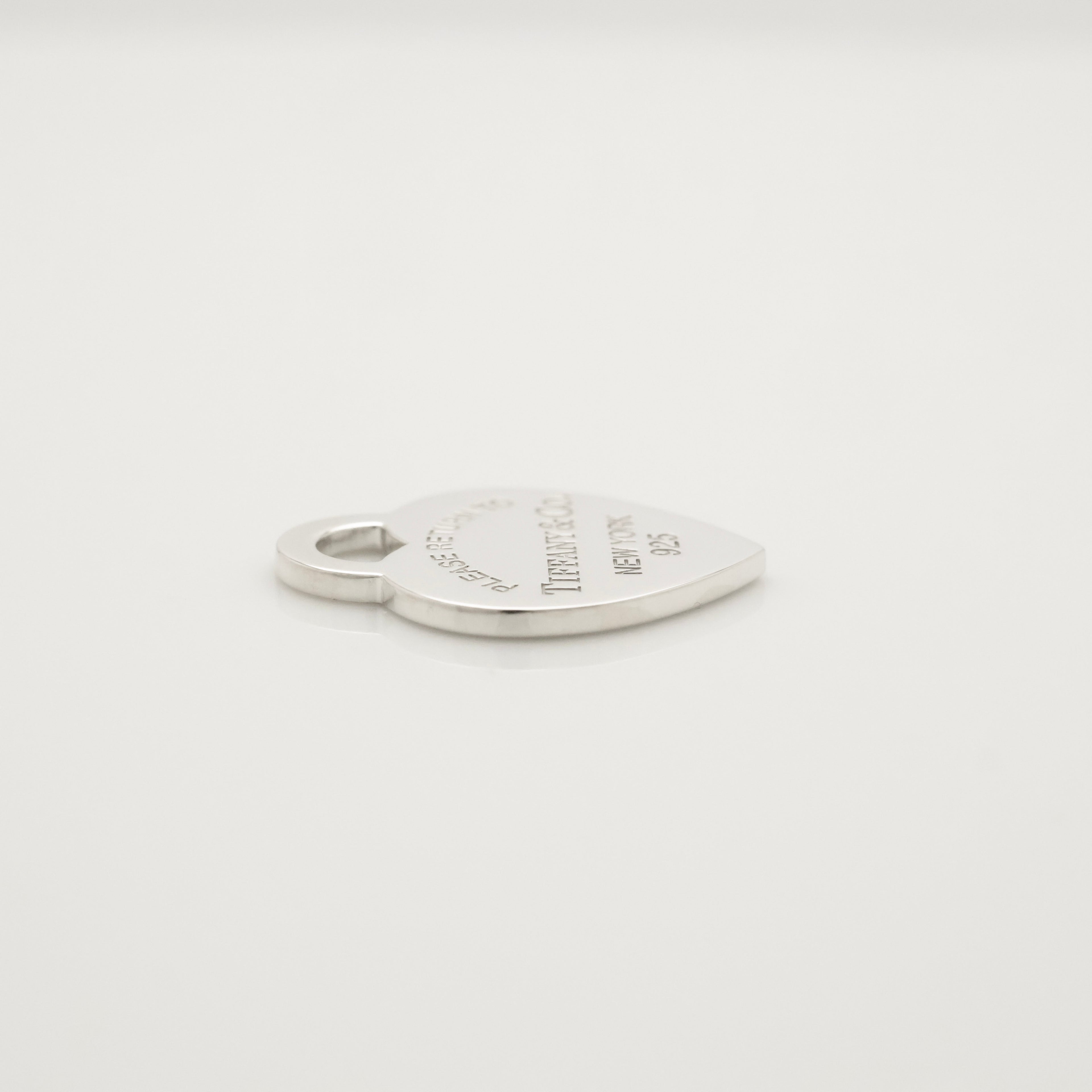 TIFFANY&Co. リターントゥ ティファニー ミディアム ハート タグ チャーム AG925