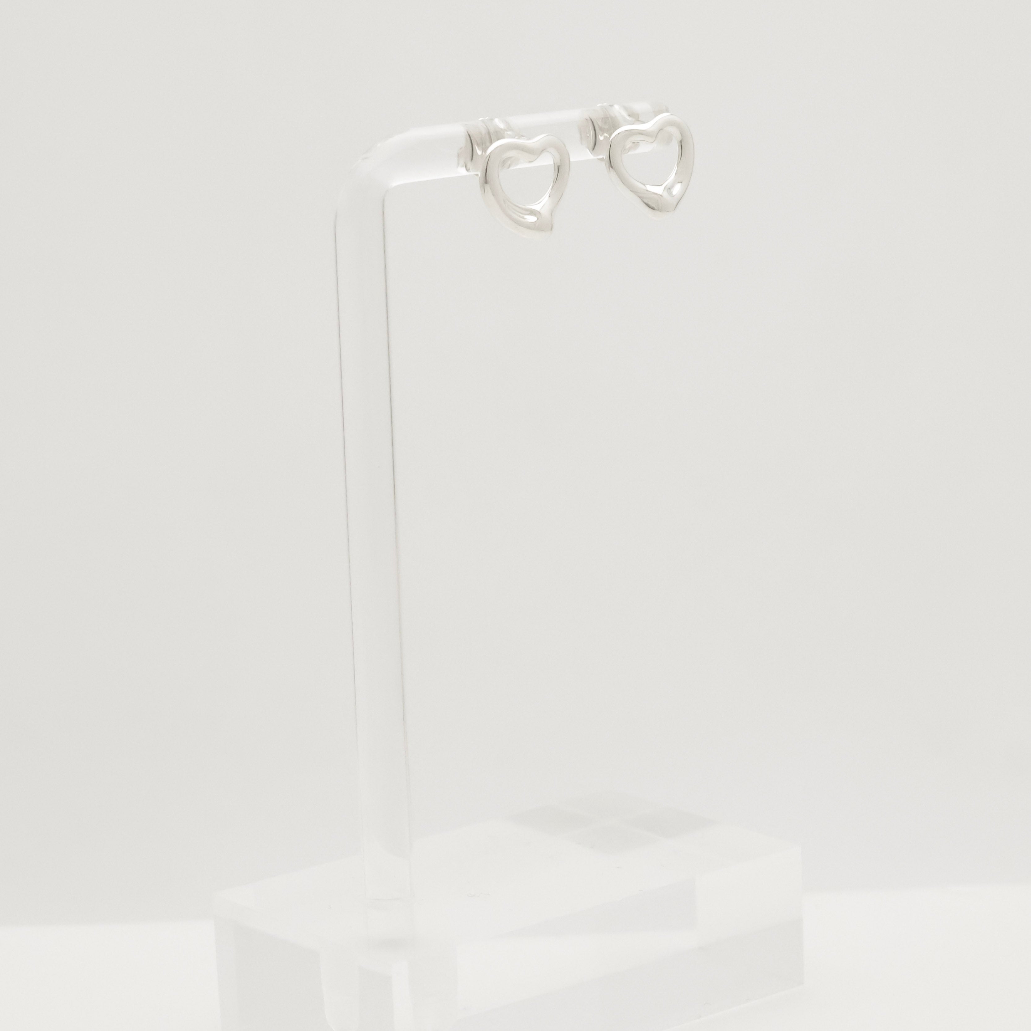 TIFFANY&Co.  オープンハート エルサペレッティ スタッド ピアス AG925