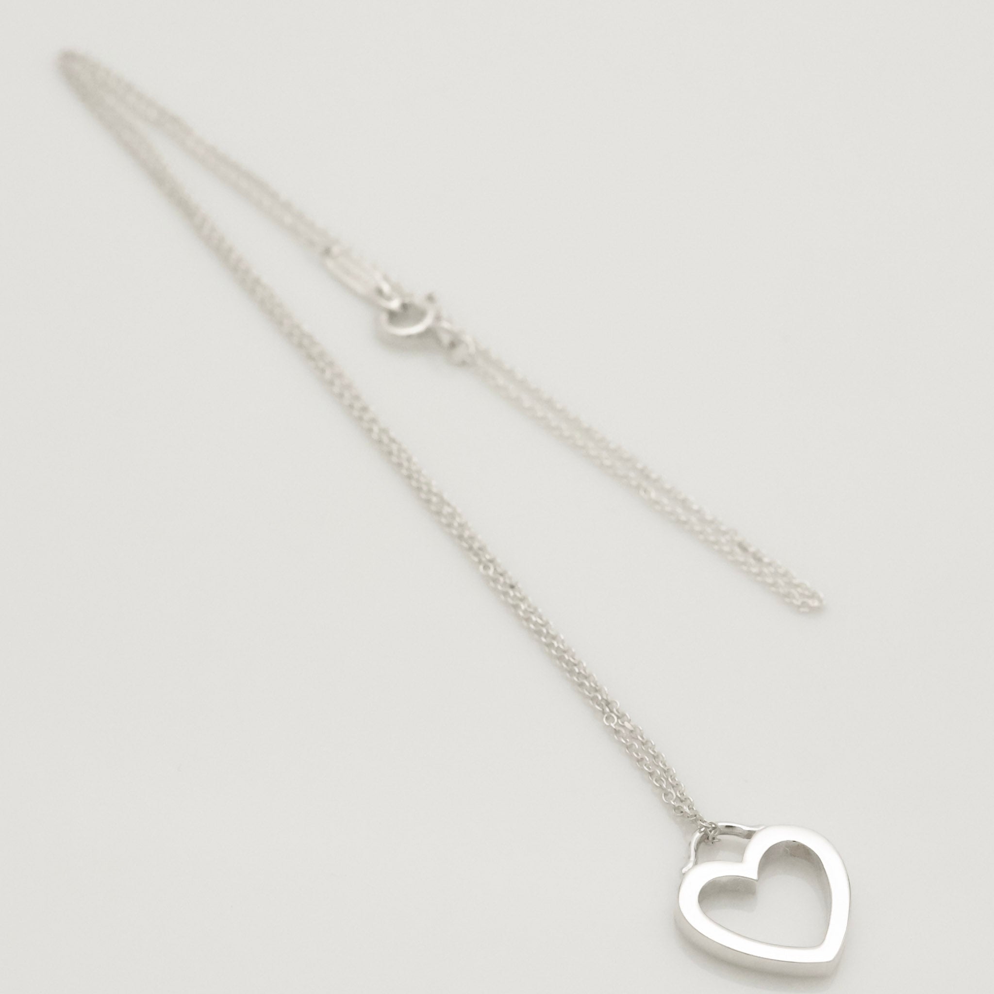  Tiffany & Co. Sentimental Heart Necklace Pendant Sterling Silver 925