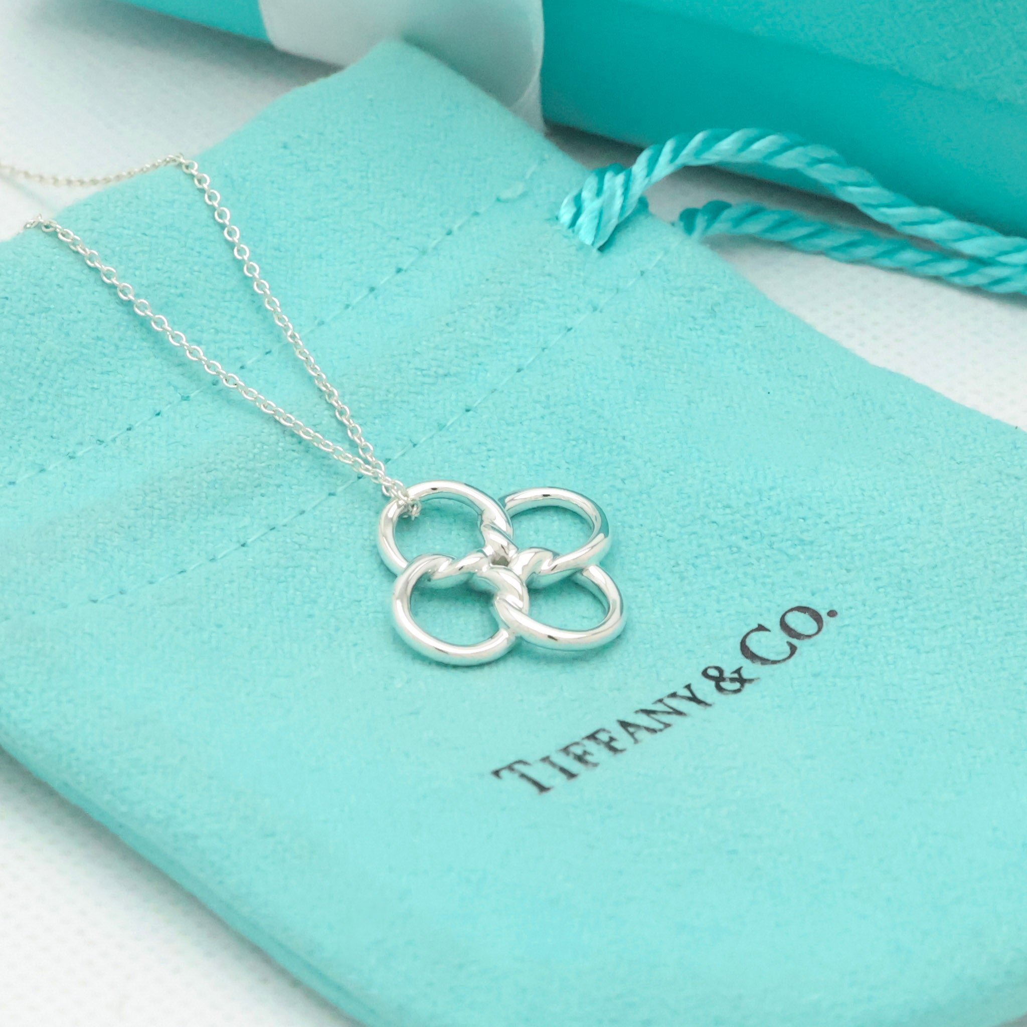 Tiffany & Co. Quadrifoglio Four Leaf Clover Necklace Sterling Silver 925