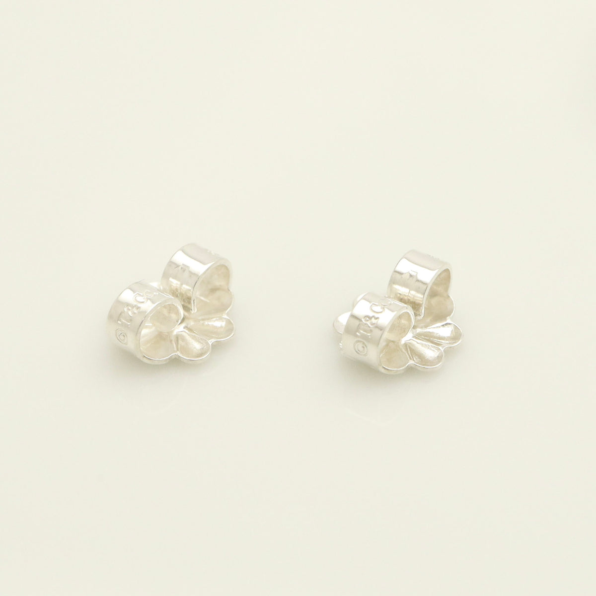 TIFFANY&Co. リターントゥ ティファニー ハート タグ スタッド ピアス AG925