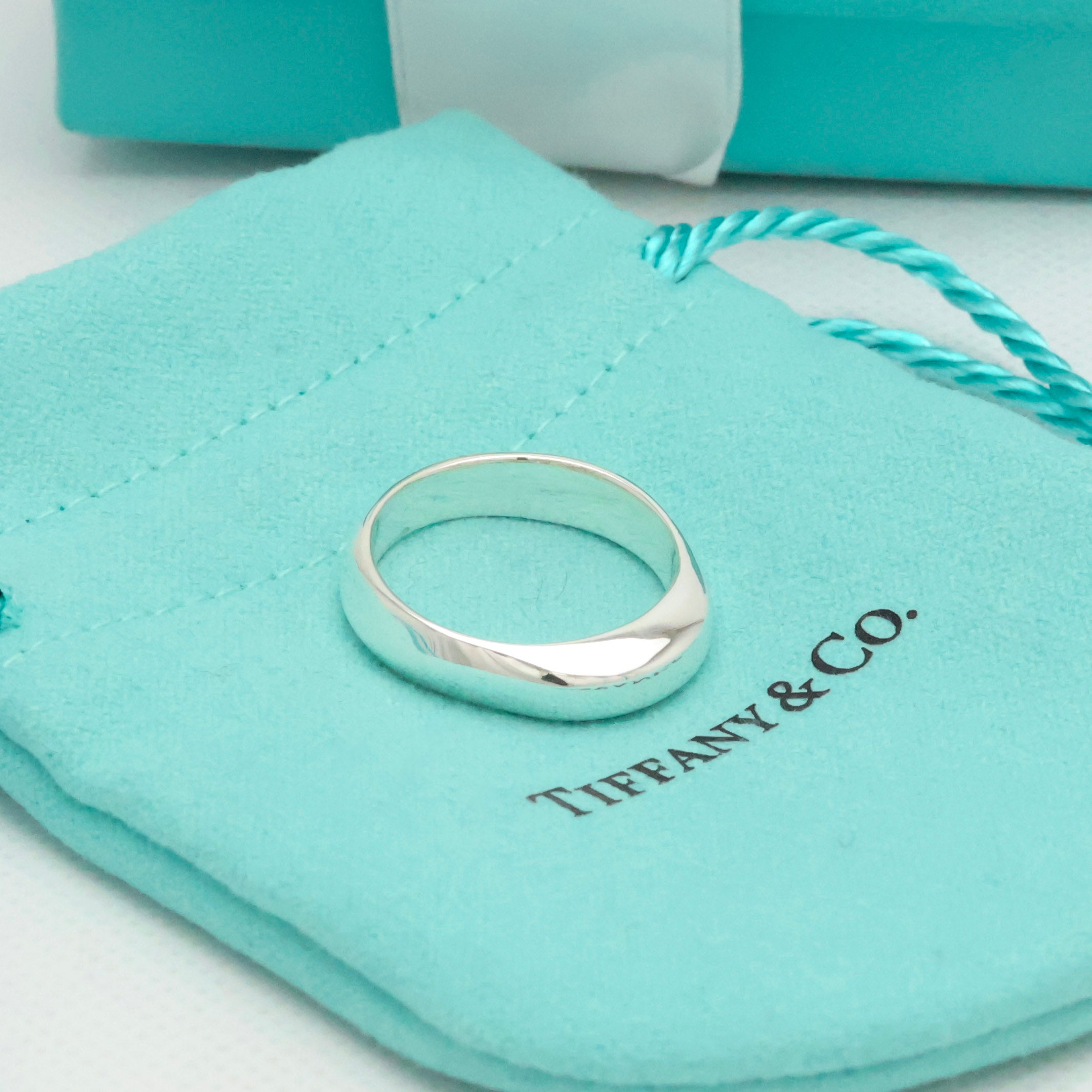 Tiffany & Co. Knife Edge Ring Size 8-8.25 Ring Sterling Silver 925