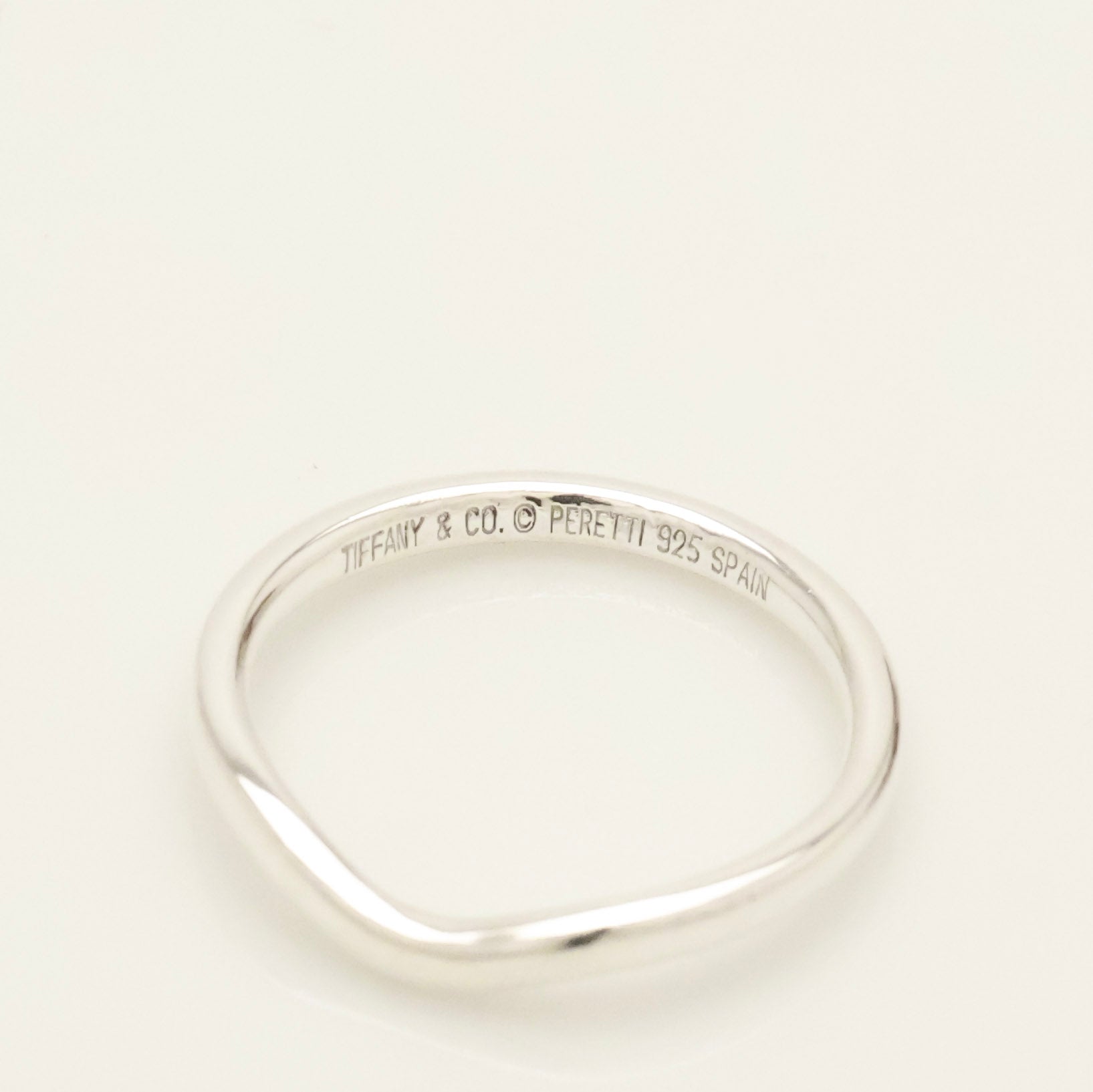 TIFFANY&Co. カーブド エルサペレッティ バンド リング 9 号 AG925