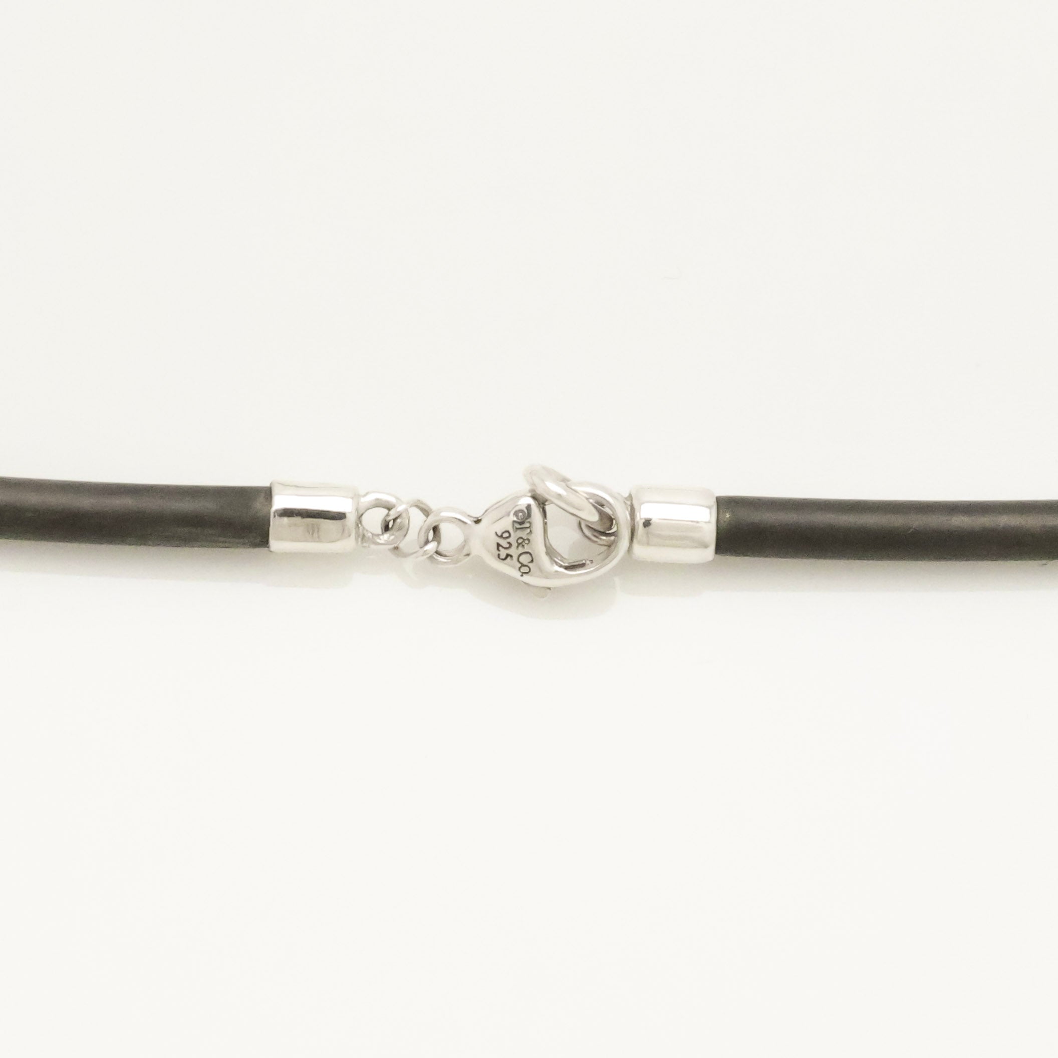 TIFFANY&Co. コイン エッジ ドッグ タグ ラバー コード ネックレス AG925