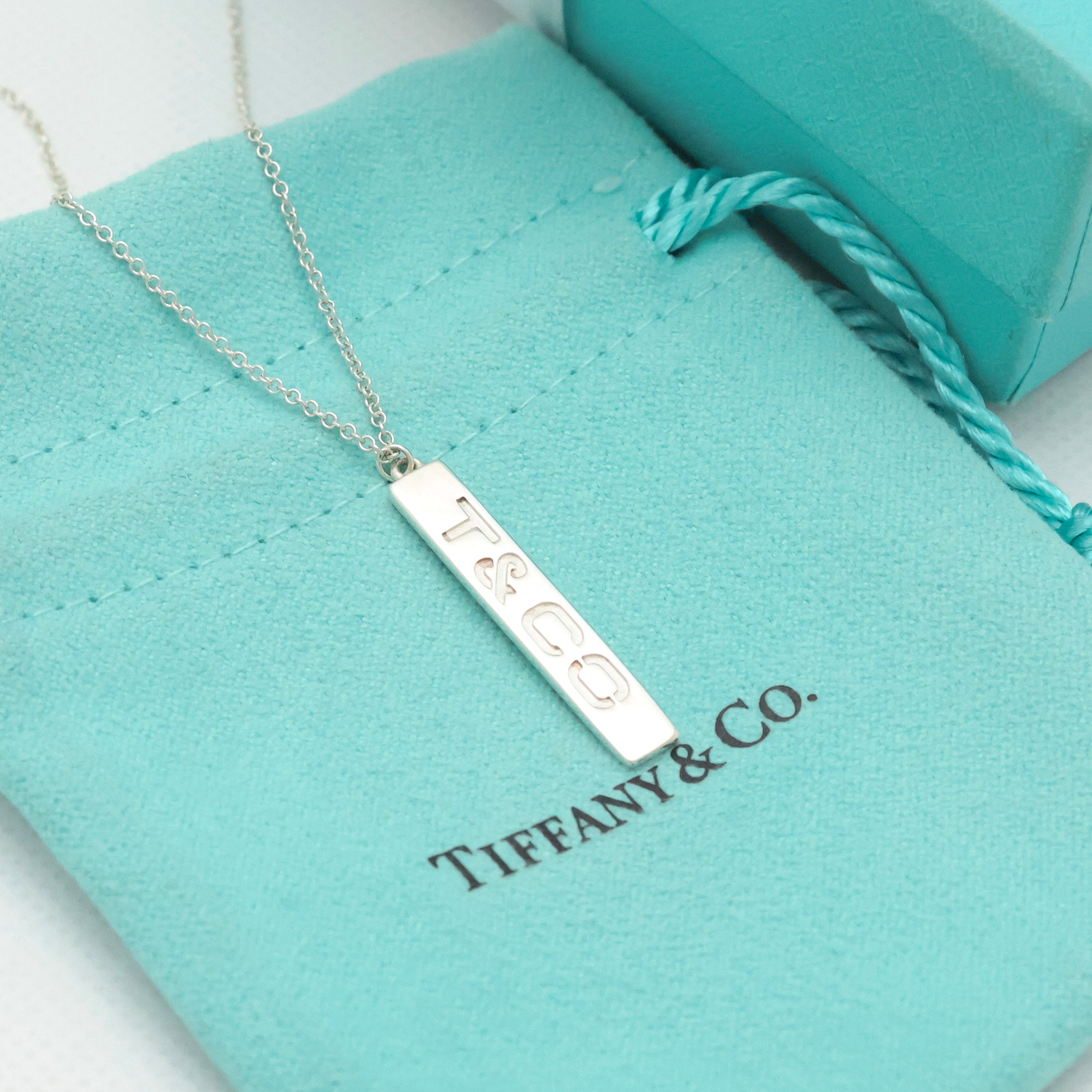 TIFFANY&Co.Ｔ & CO ロゴ バー ネックレス AG925