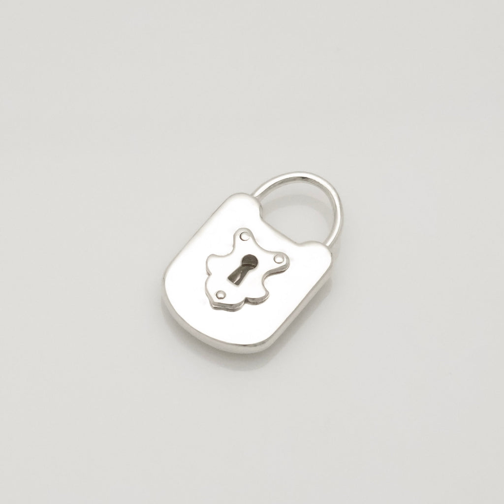 TIFFANY&Co. テクスチャー キーホール ロック チャーム AG925