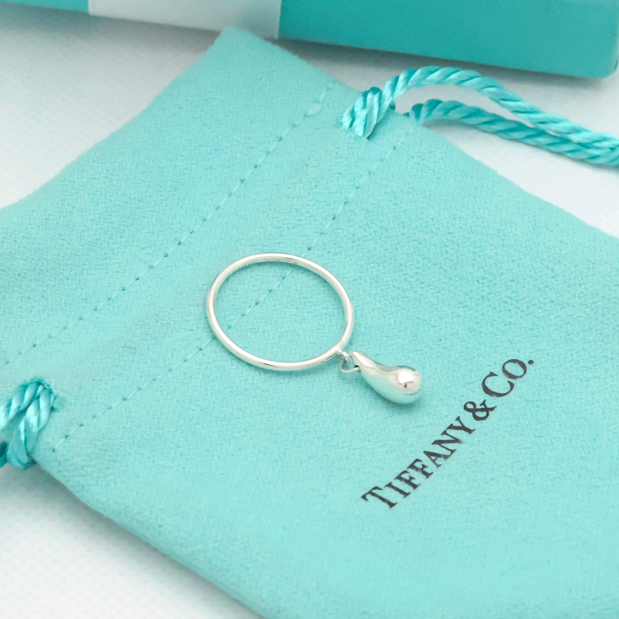 Tiffany & Co. Teardrop Dangle Ring Size  5.5 Sterling Silver 925 