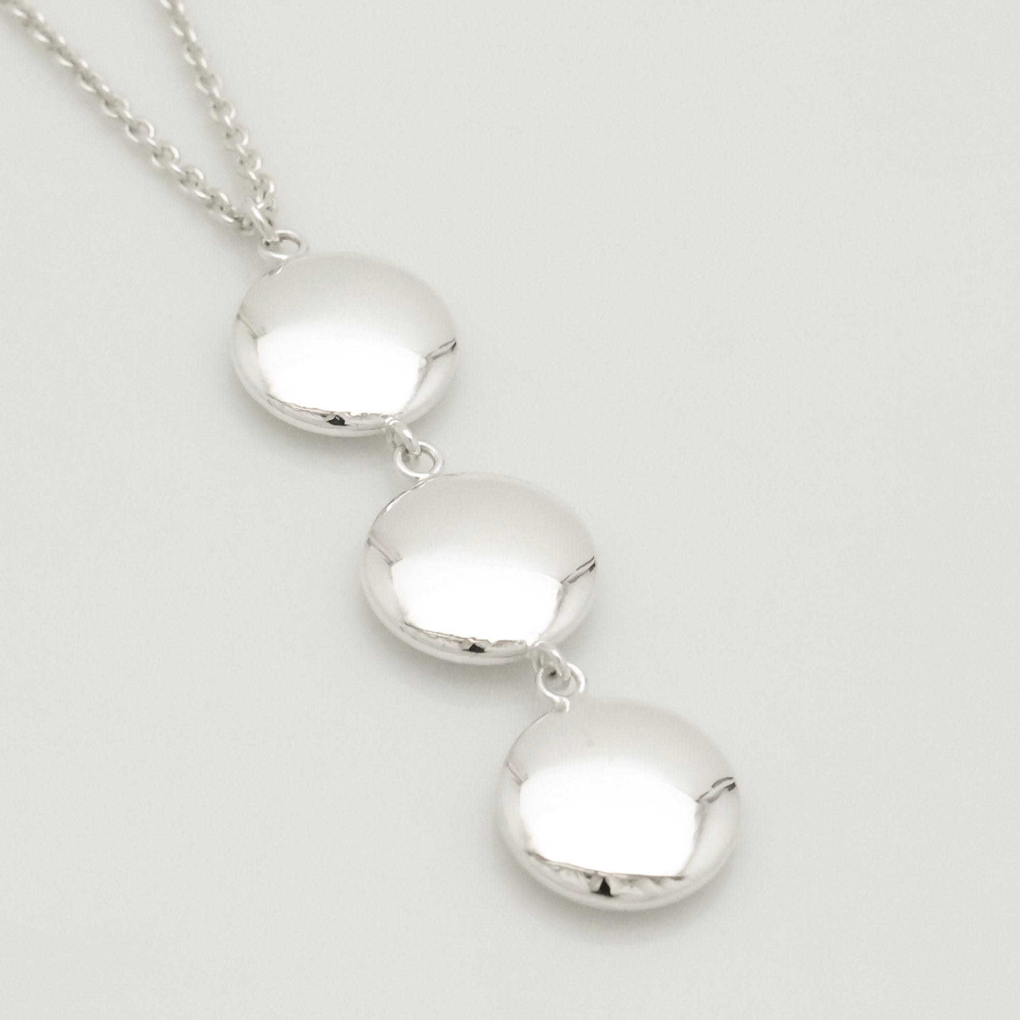 Tiffany & Co. Three Circle Drop Disk Pendant Dangle Necklace Sterling Silver 925