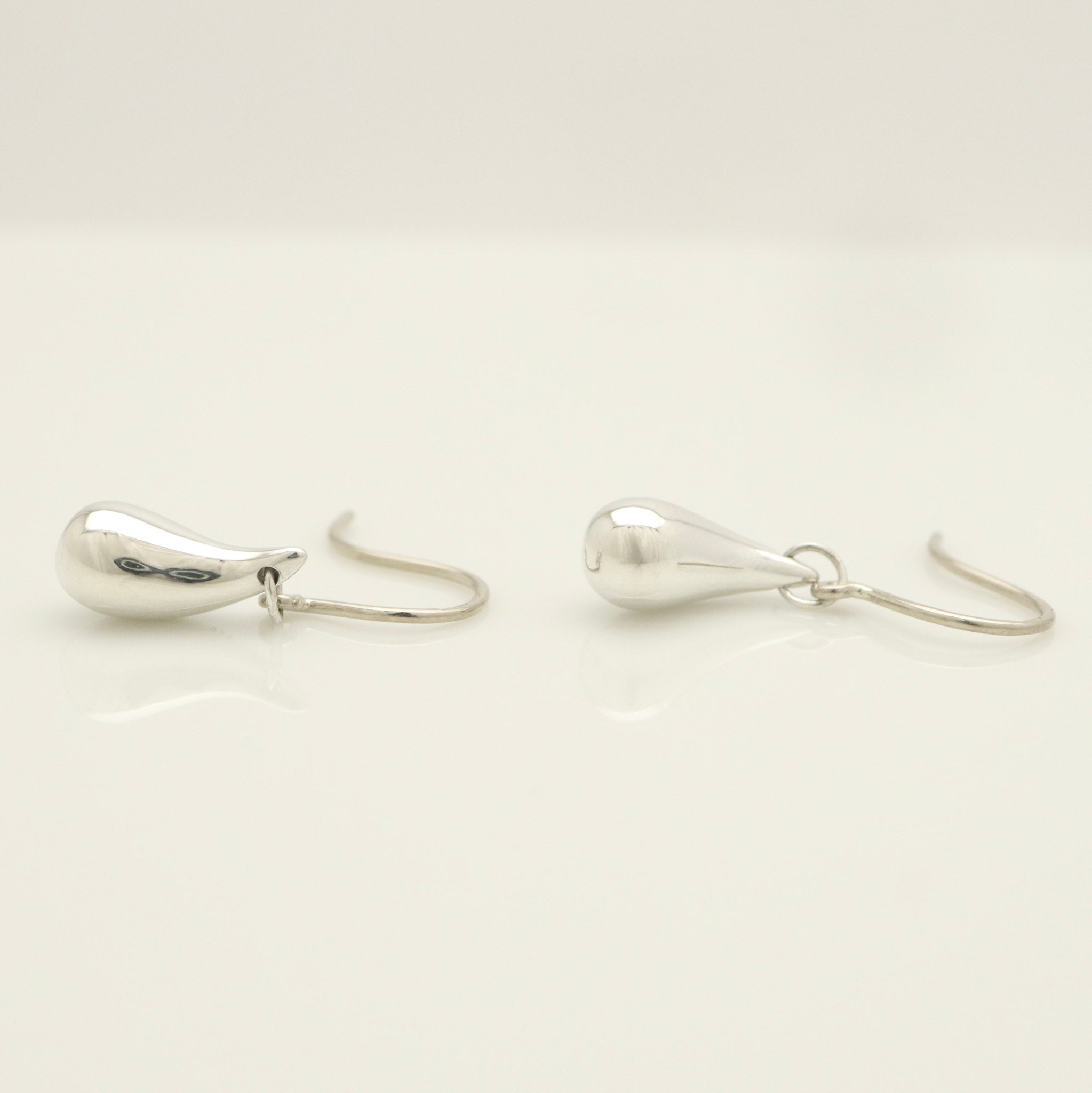 Tiffany & Co. Peretti Teardrop Dangle Earrings Sterling Silver 925