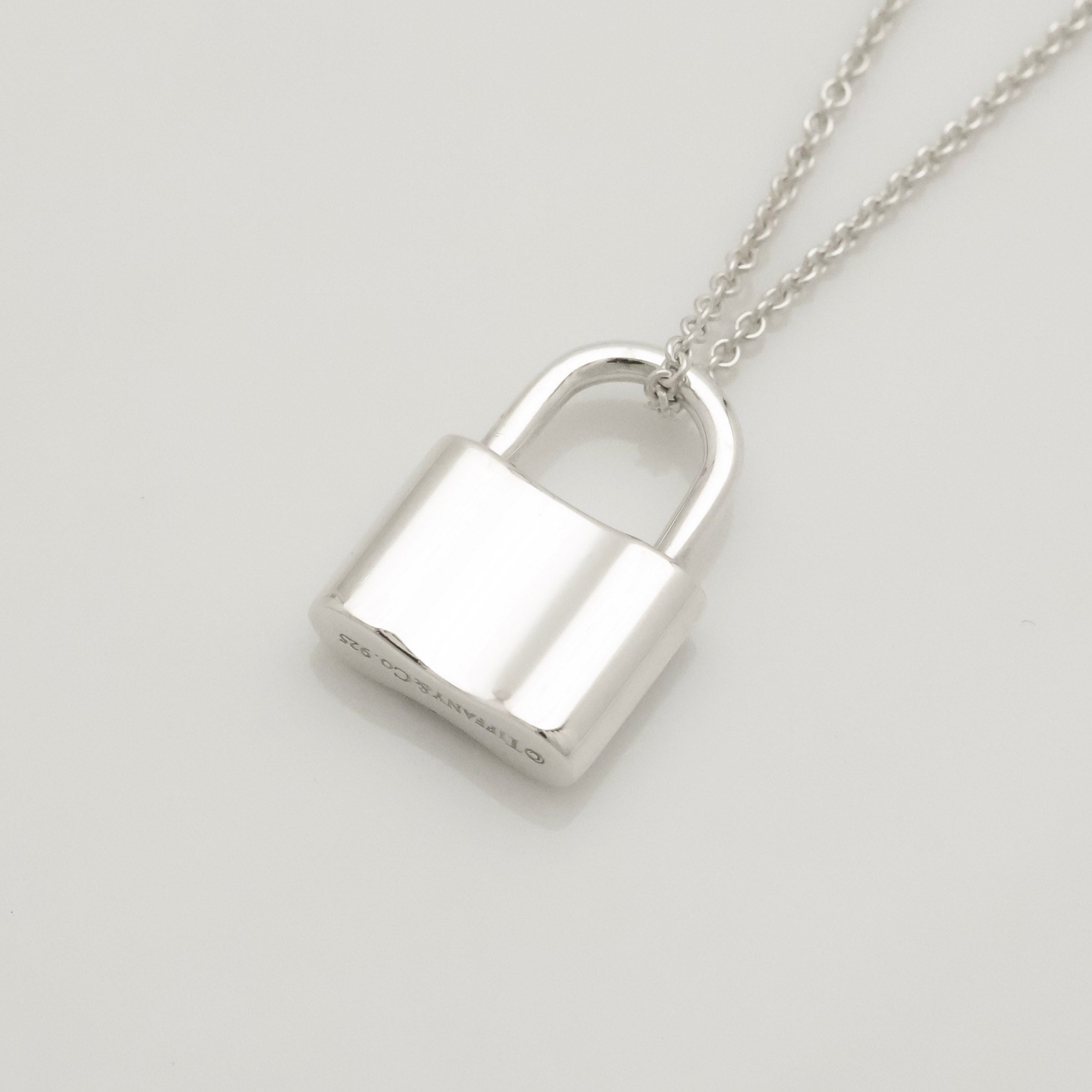 TIFFANY&Co. 1837 カデナ ロック チャーム ネックレス AG925