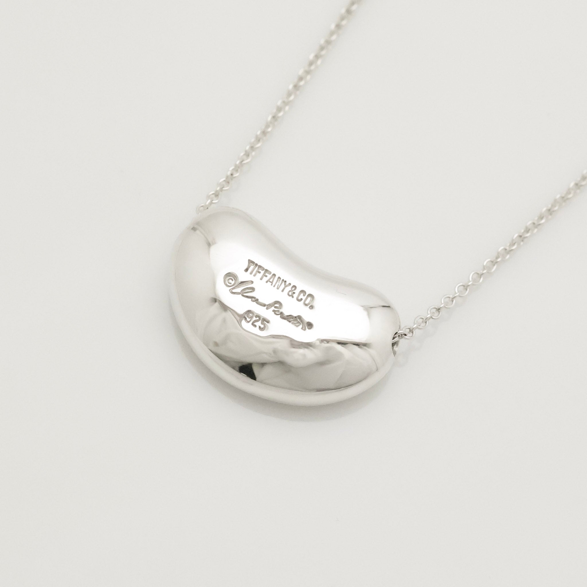  Tiffany & Co. Peretti Large  Bean Necklace  Sterling Silver 925 