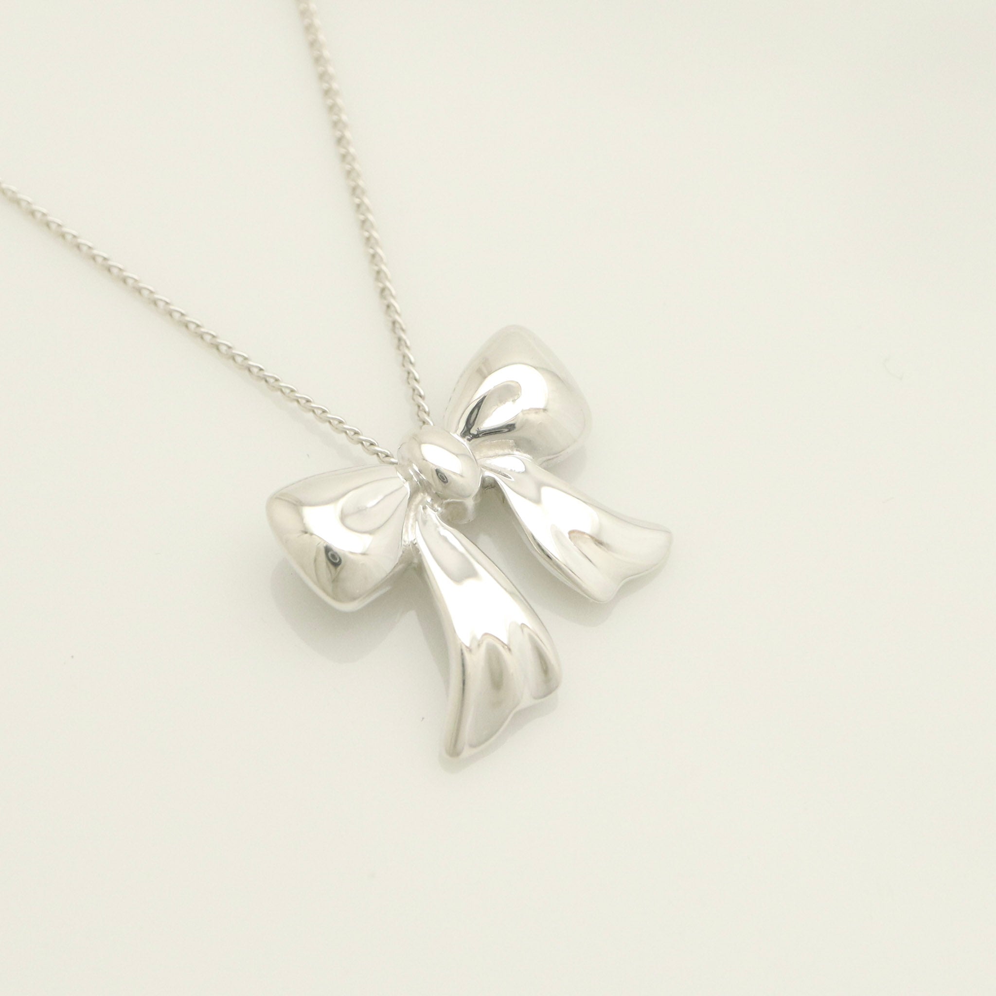 TIFFANY&Co. ミニ リボン ネックレス AG925