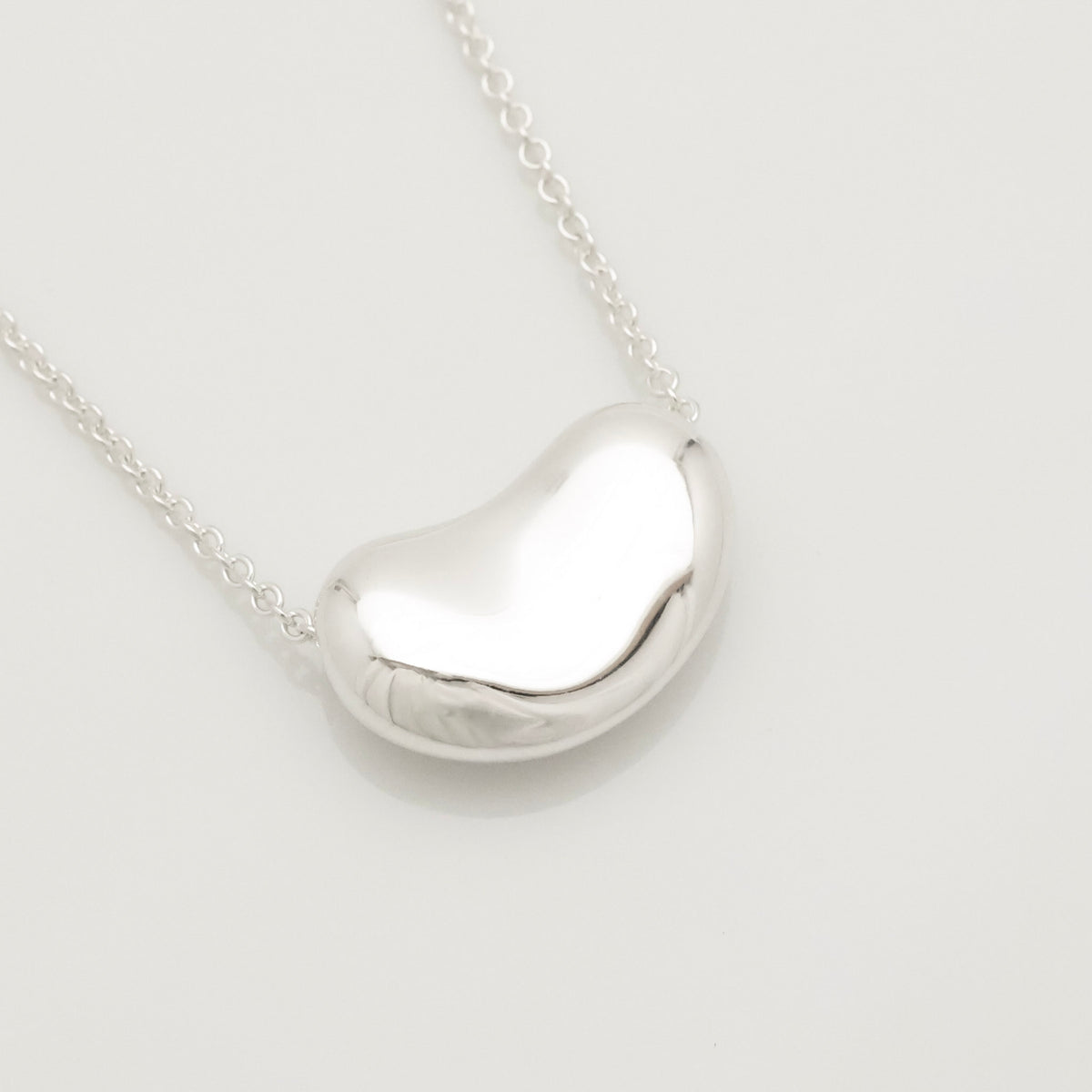  Tiffany & Co. Peretti Large Bean Necklace Sterling Silver 925 
