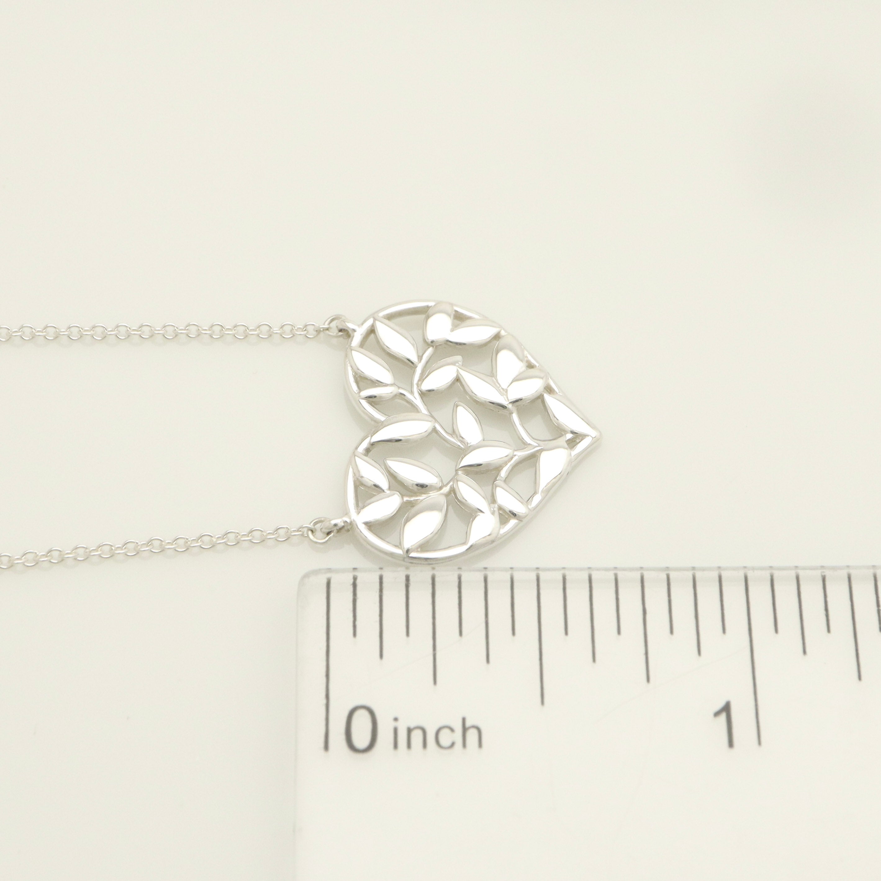 Tiffany & Co. Picasso Olive Leaf Heart Necklace Sterling Silver 925