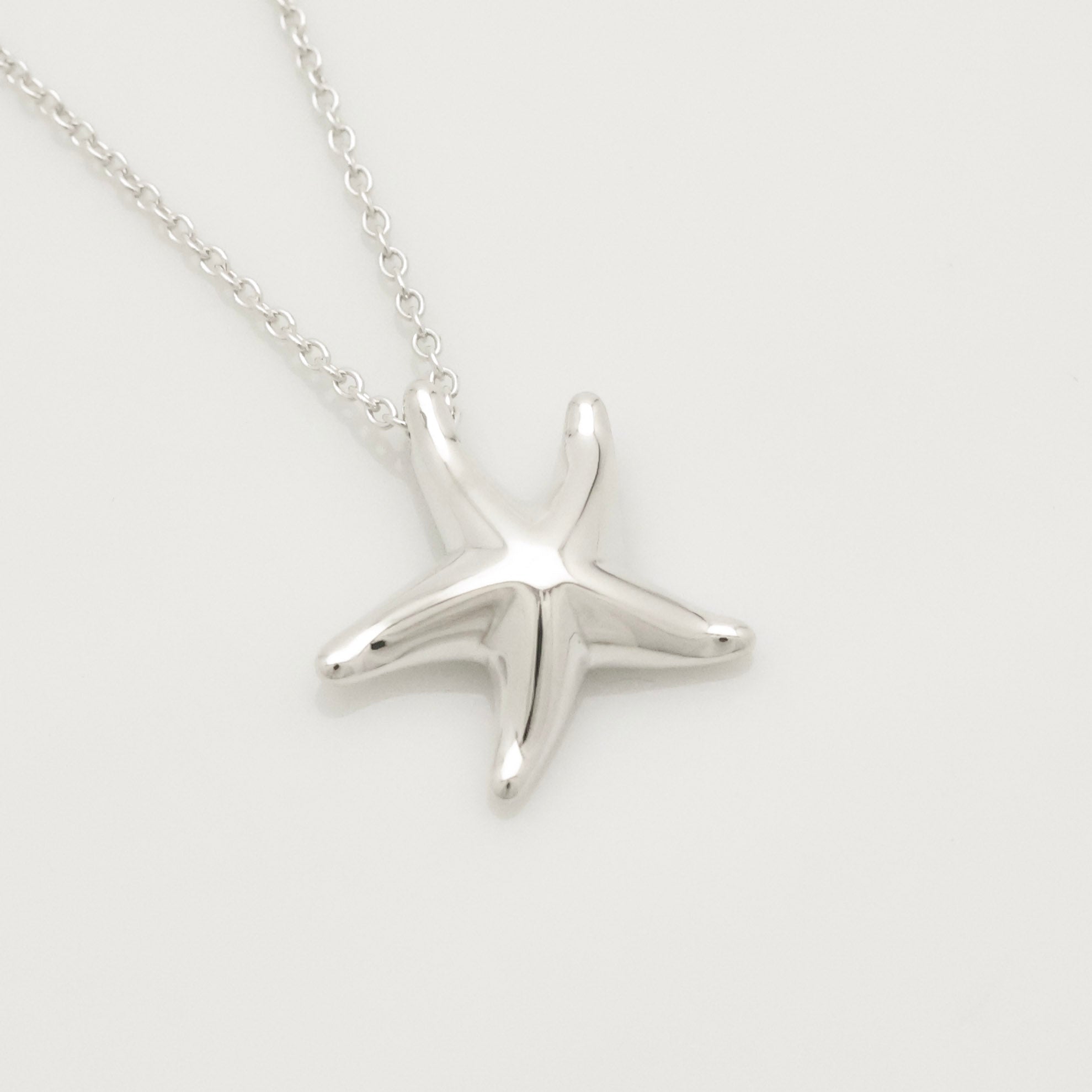 Tiffany & Co. Starfish Pendant Necklace Sterling Silve 925