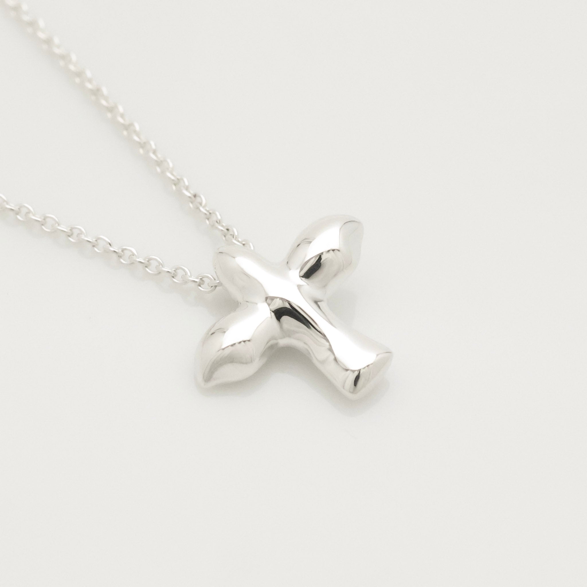  Tiffany & Co Peretti Dove Bird Cross Necklace Sterling Silver 925 