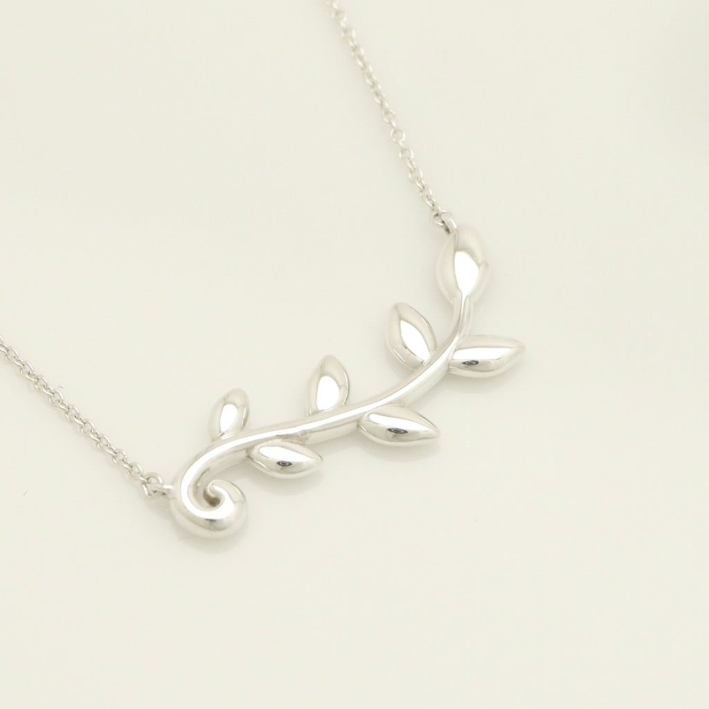 GIFT*Tiffany & Co. Picasso Olive Leaf Vine Necklace Pendant Sterling Silver 925 