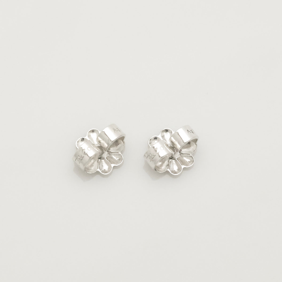 TIFFANY&Co. インフィニティ スタッド ピアス AG925
