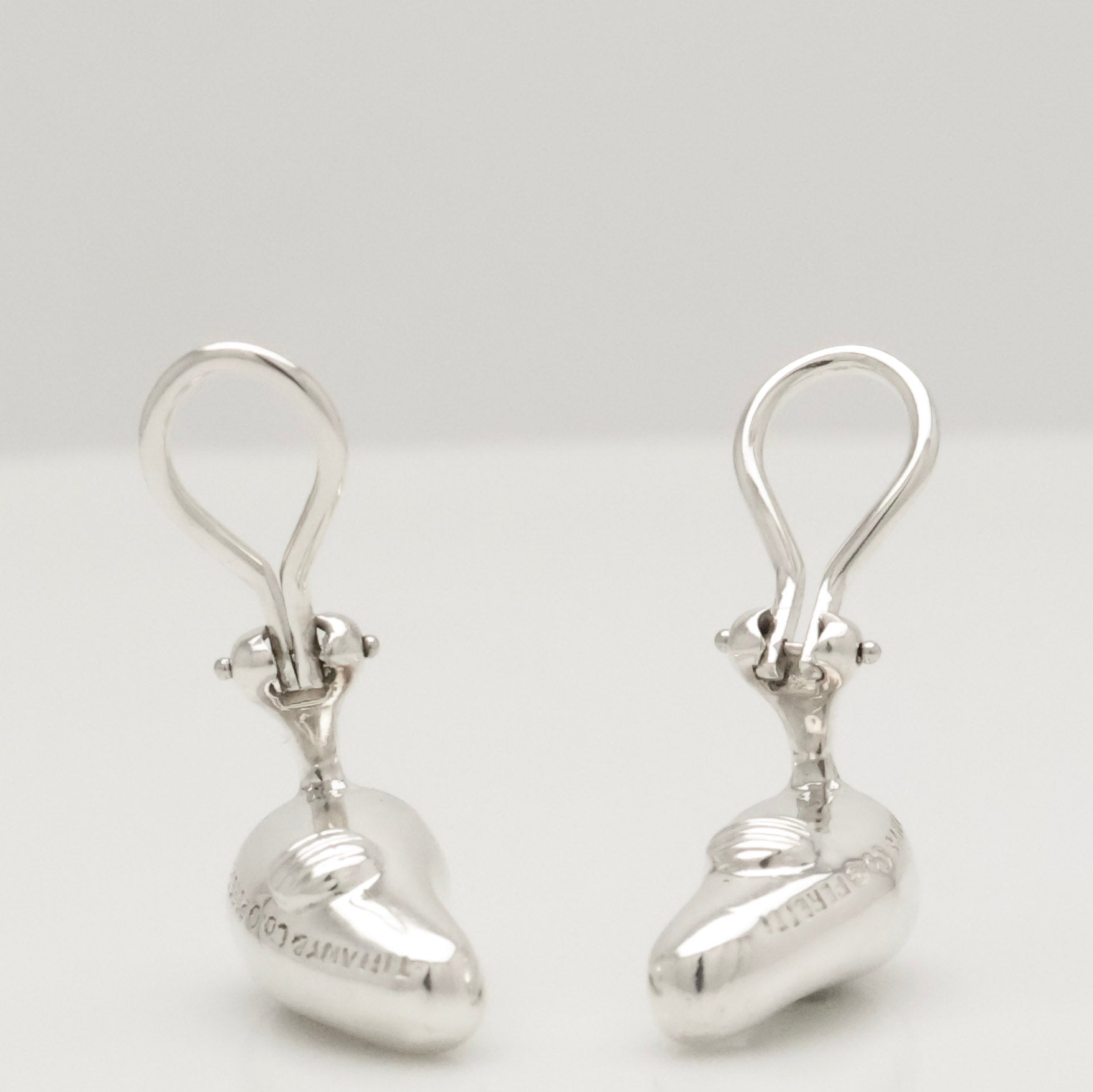 Tiffany & Co. Peretti Large Teardrop Clip-On Earrings Sterling Silver 925