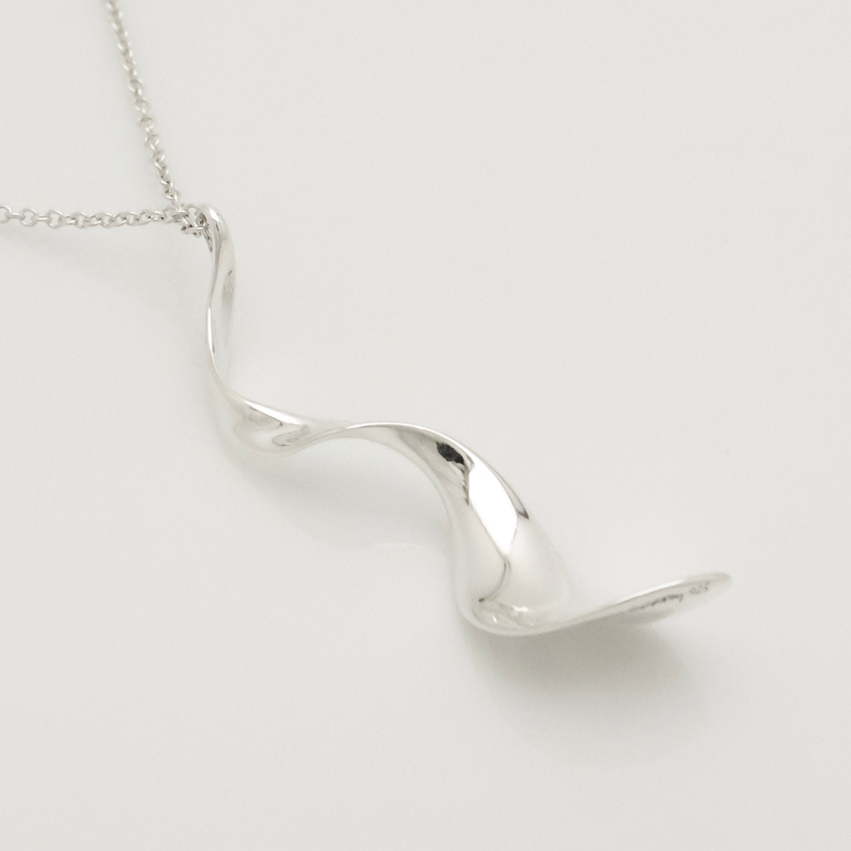 Tiffany & Co. Frank Gehry Orchid Drop Pendant Necklace Sterling Silver 925
