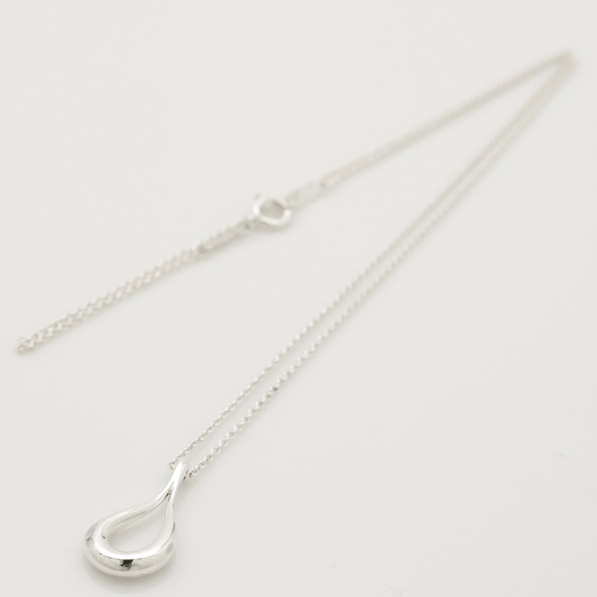 TIFFANY&Co. オープン ティアドロップ エルサペレッティ ネックレス AG925