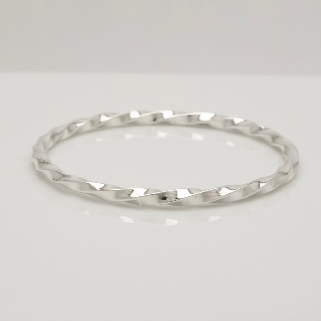 Tiffany & Co. Twist Knife Edge Bangle Bracelet Sterling Silver 925
