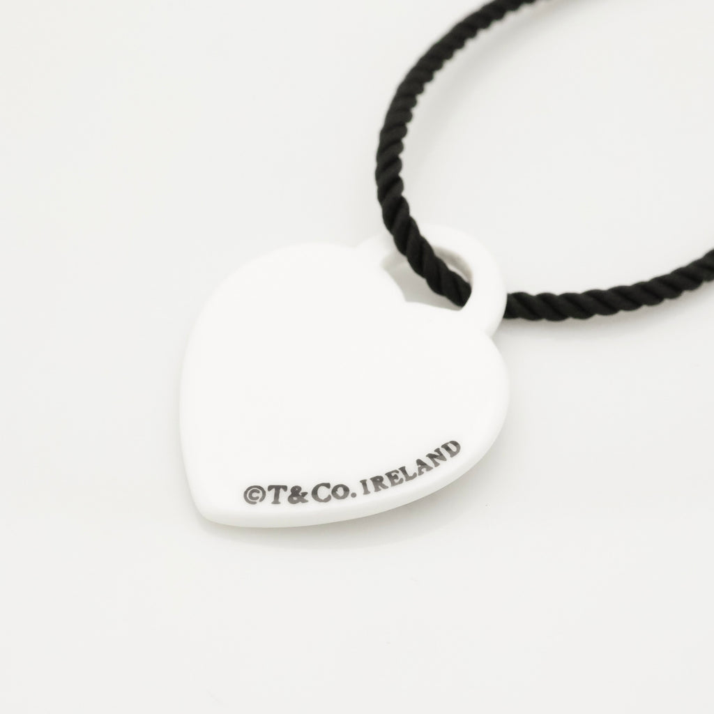 TIFFANY&Co. リターントゥ ティファニー ハート タグ ホワイト ボーン シルク コード ネックレス AG925