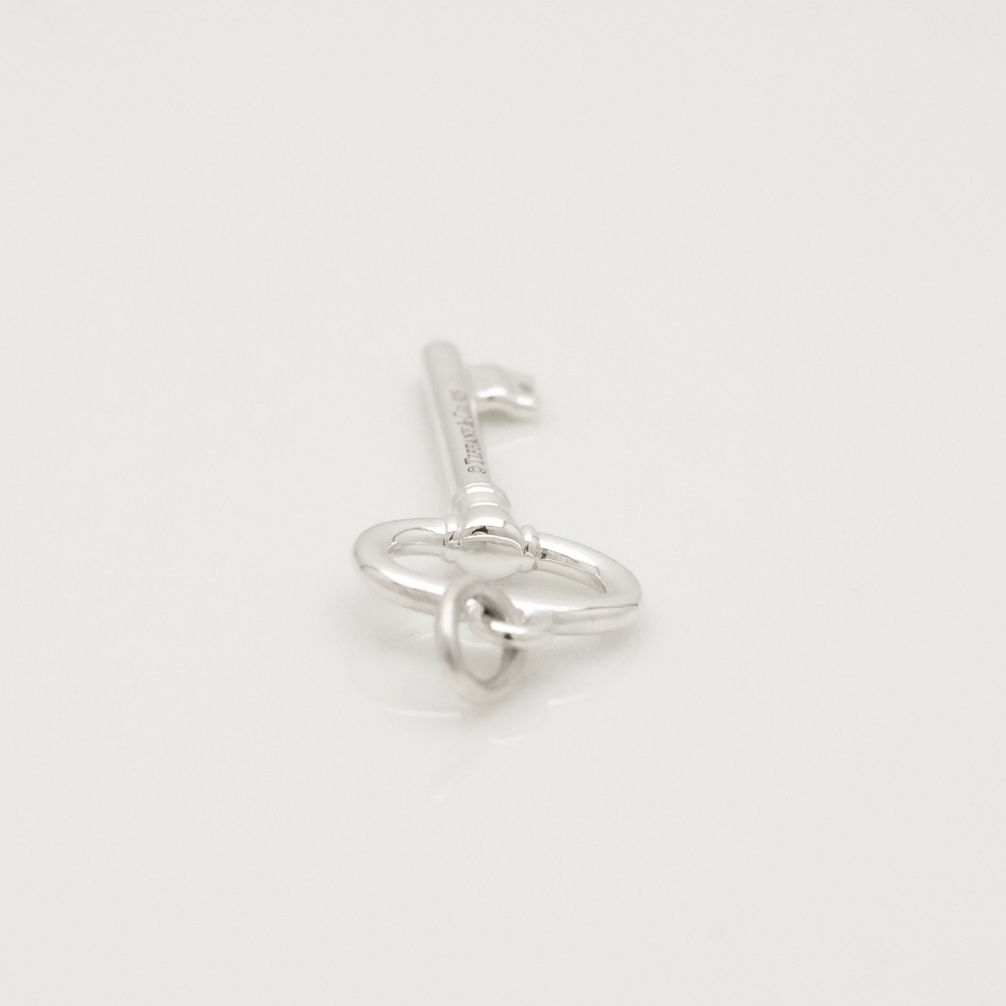 TIFFANY&Co. オーバル キー チャーム AG925