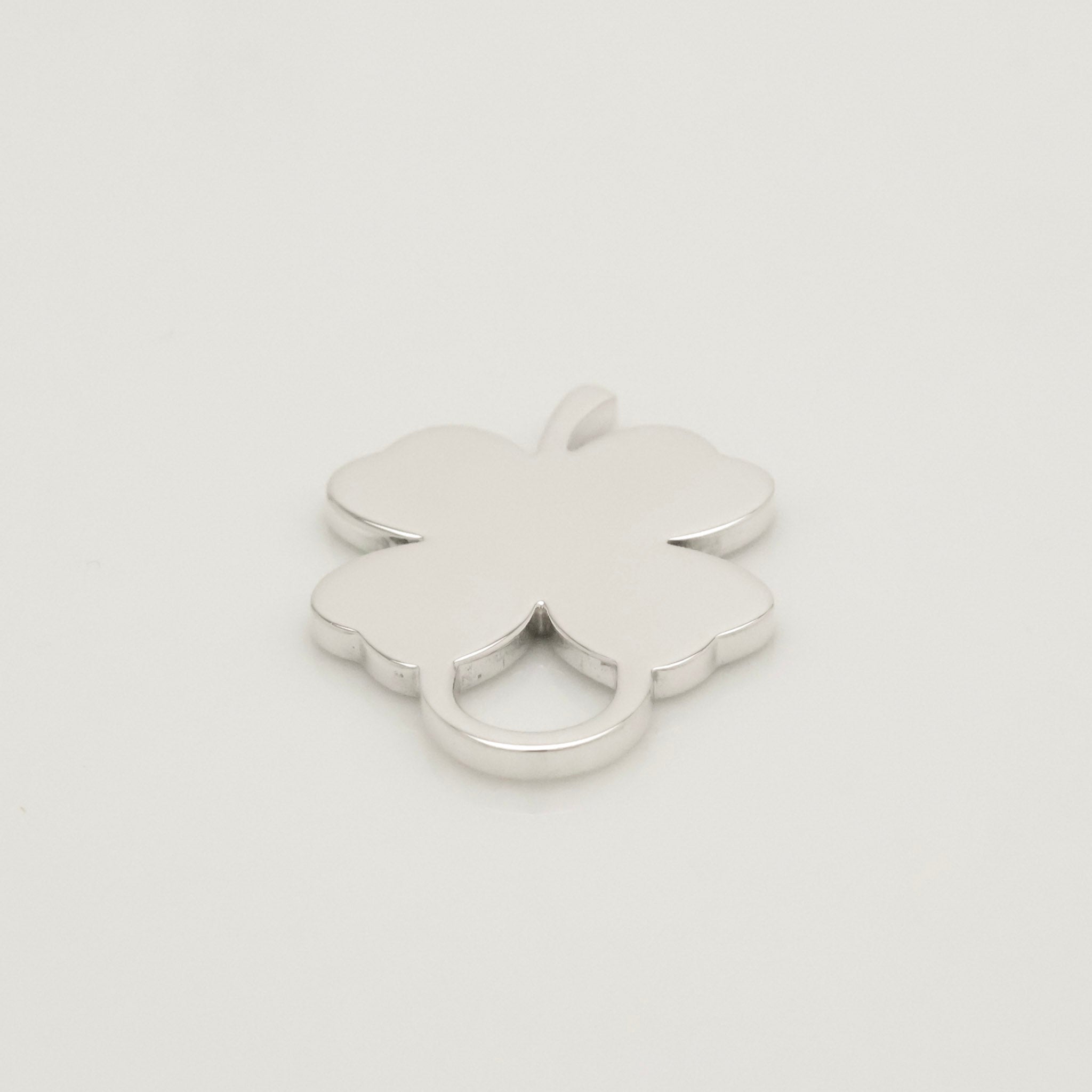 TIFFANY&Co. クローバー ペンダントトップ チャーム AG925