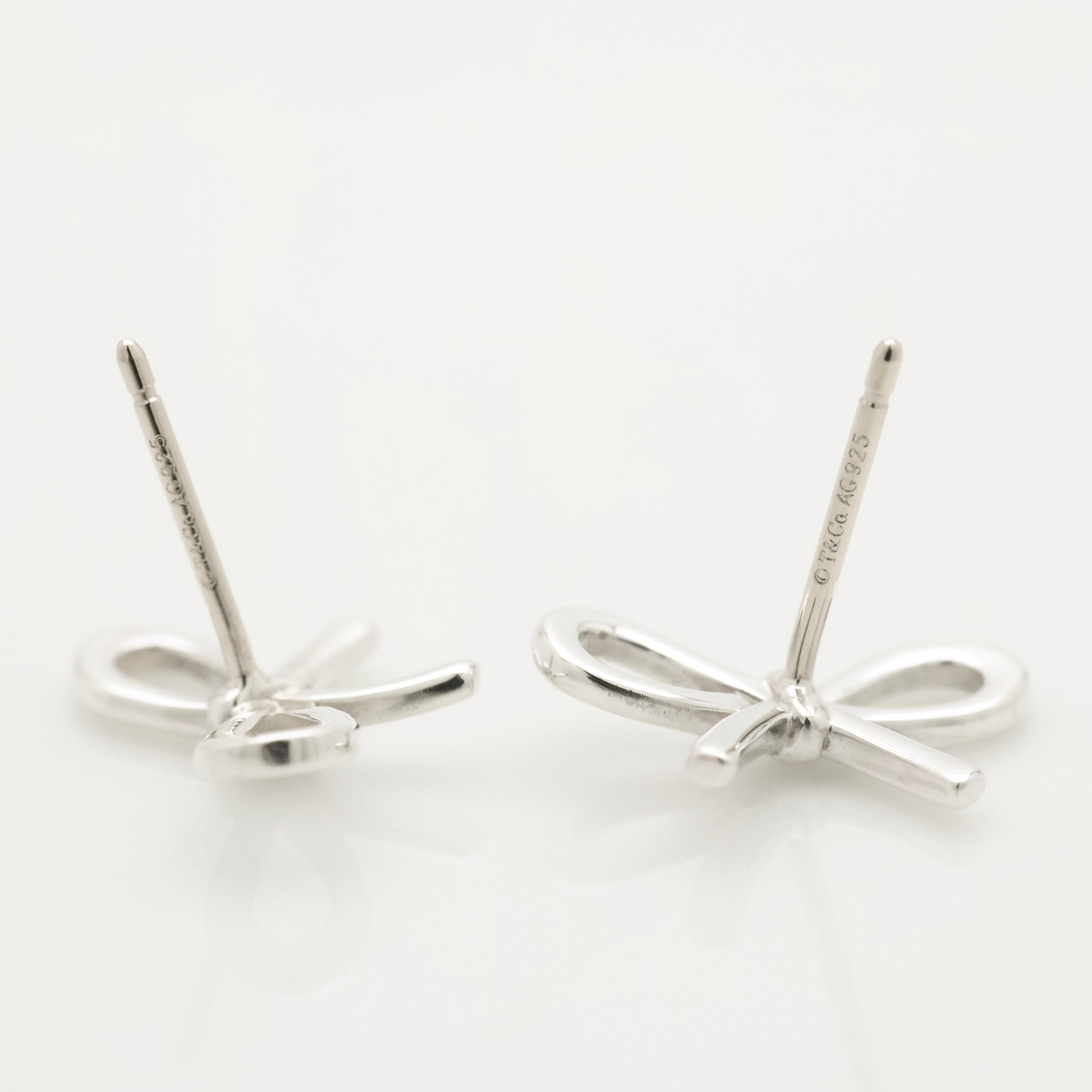 TIFFANY&Co. リボン ボウ スタッド ピアス AG925