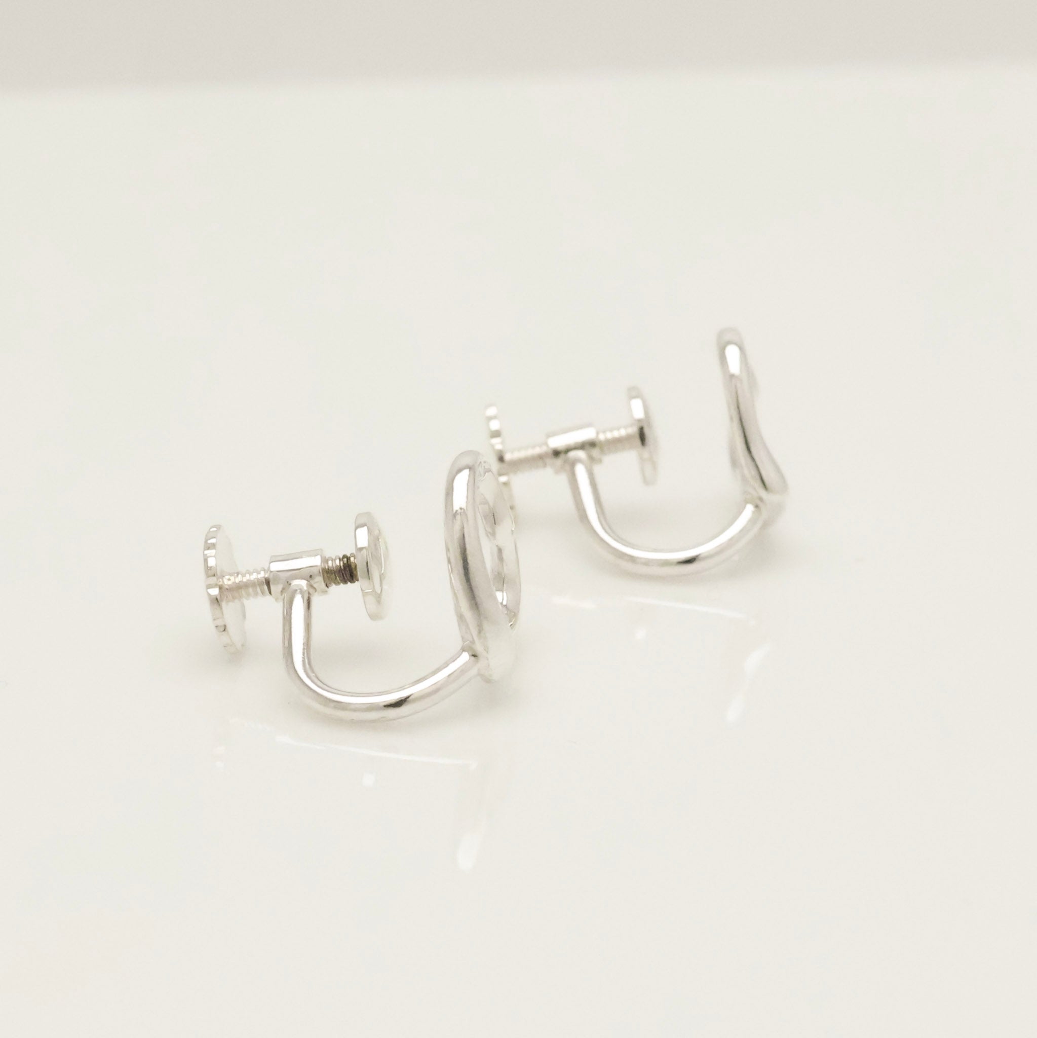 Tiffany & Co. Peretti Open Heart Screw back Earrings Sterling Silver 925