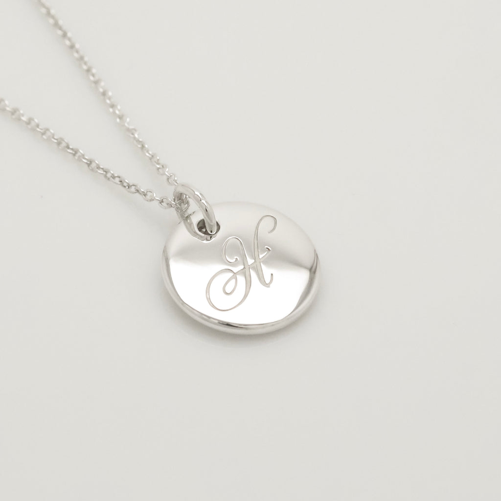 TIFFANY&Co. ノーツ レター ラウンド イニシャル H ディスク ネックレス AG925