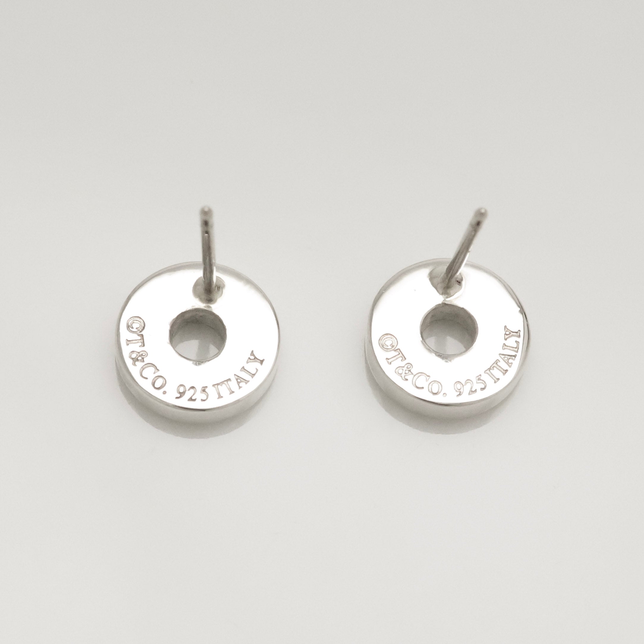 TIFFANY&Co. 1837 ラウンド サークル スタッド ピアス AG925