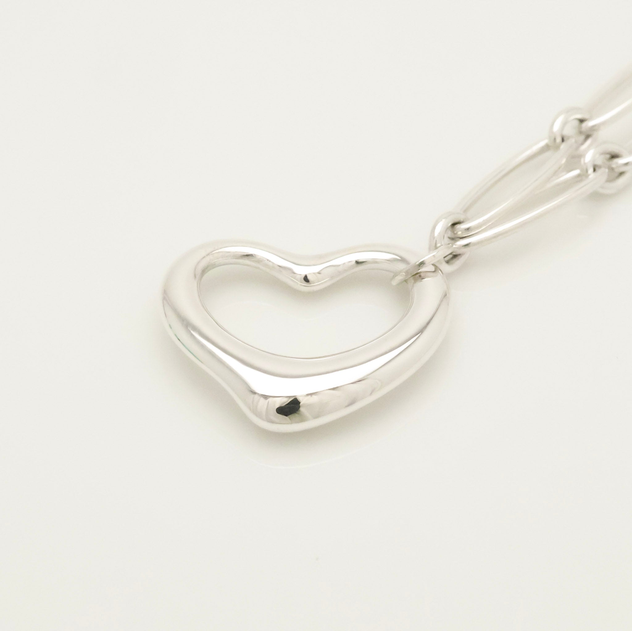 TIFFANY&Co. オープン ハート 22mm エルサペレッティ オーバル リンク チェーン ブレスレット AG925