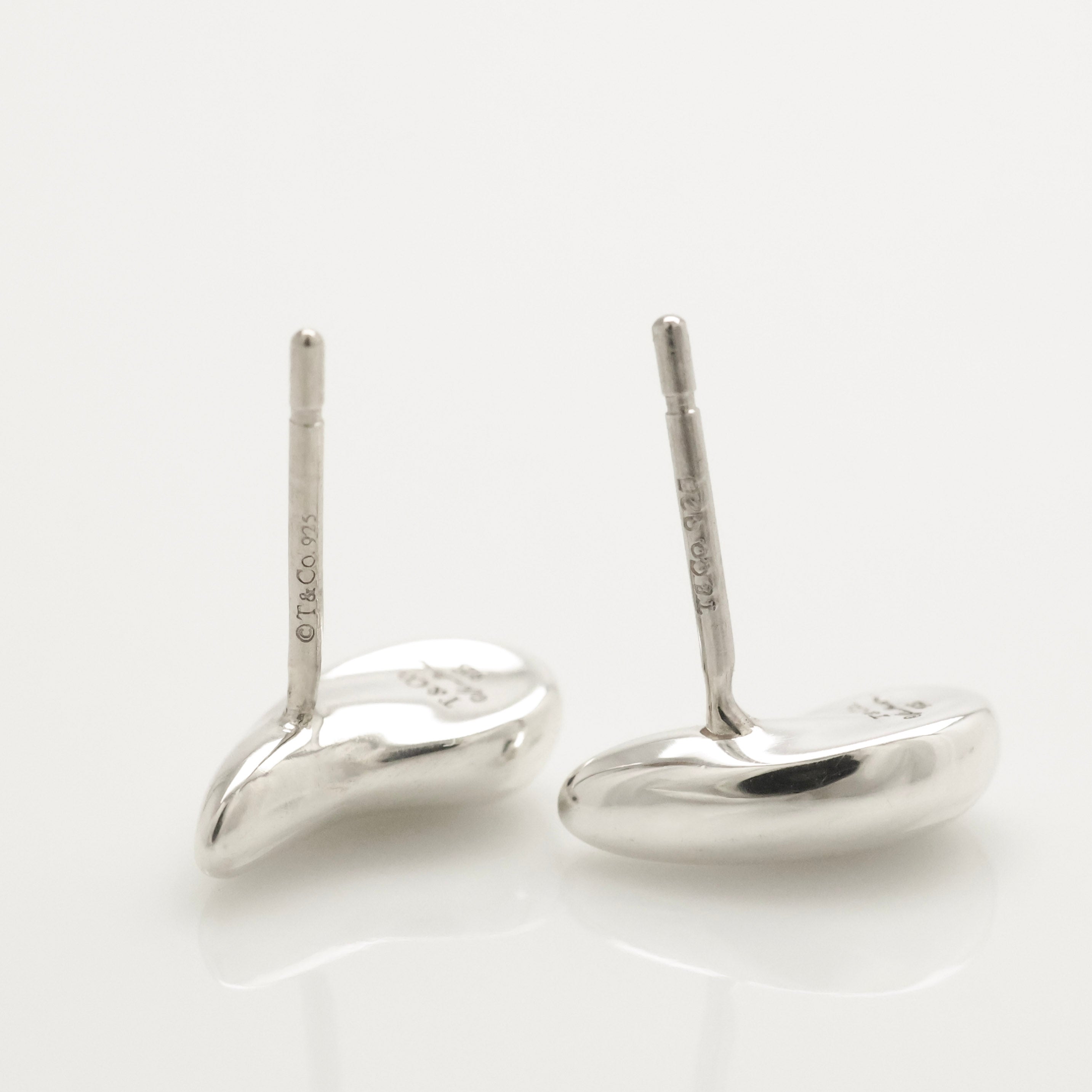 TIFFANY&Co. ティアドロップ エルサペレッティ スタッド ピアス AG925