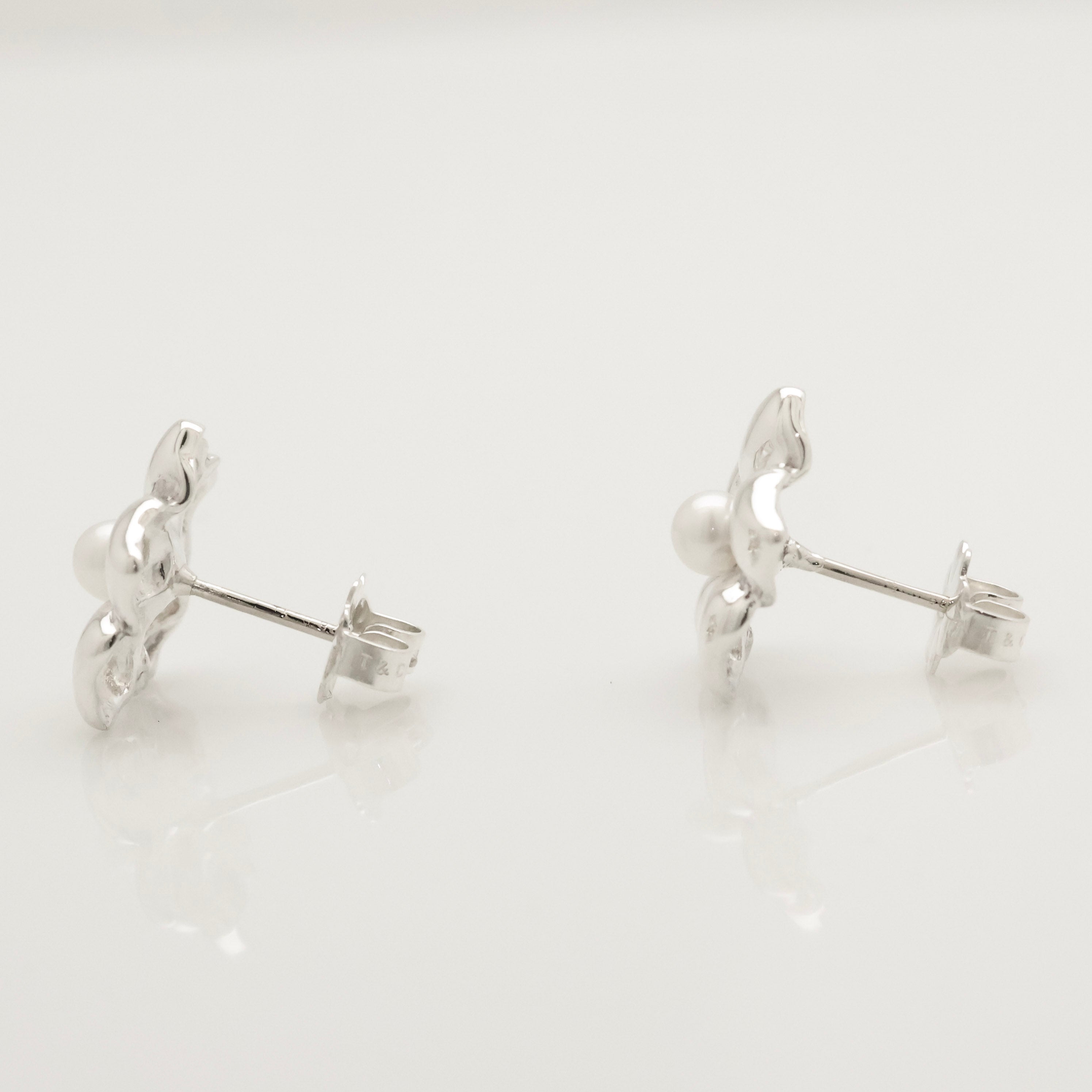 TIFFANY&Co. フラワー パール スタッド ピアス AG925
