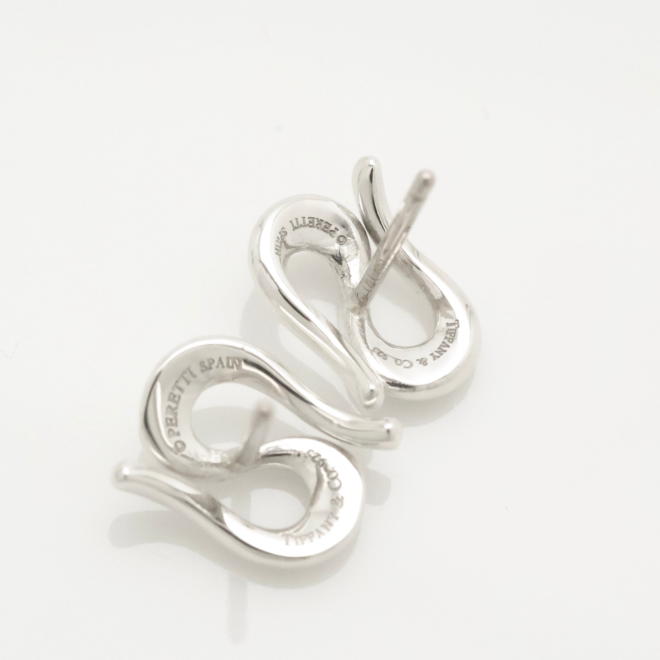 TIFFANY&Co. オープン ウェーブ エルサペレッティ スタッド ピアス AG925