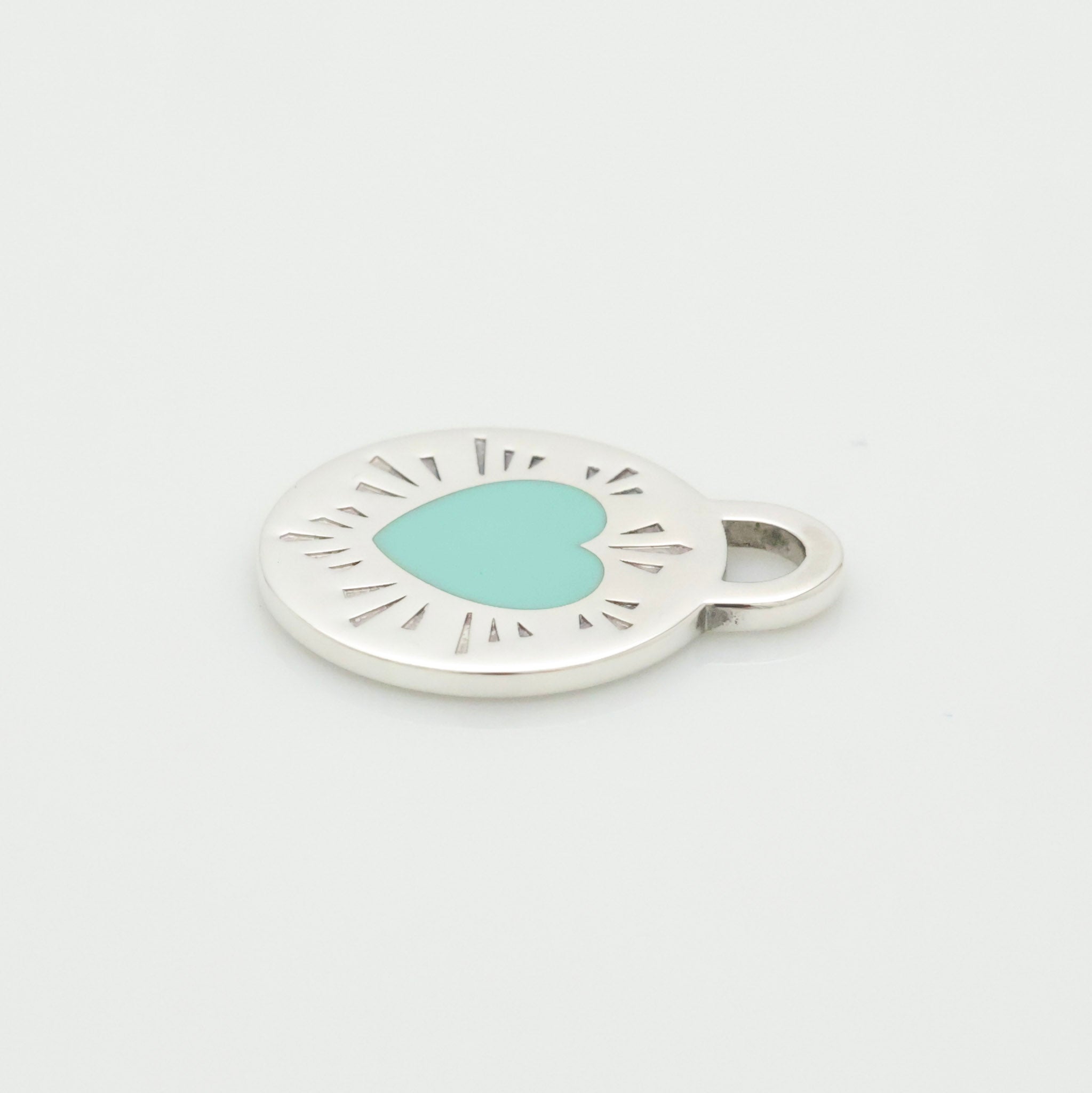 TIFFANY&Co. リターントゥ ティファニー ラウンド タグ エナメル ハート チャーム AG925