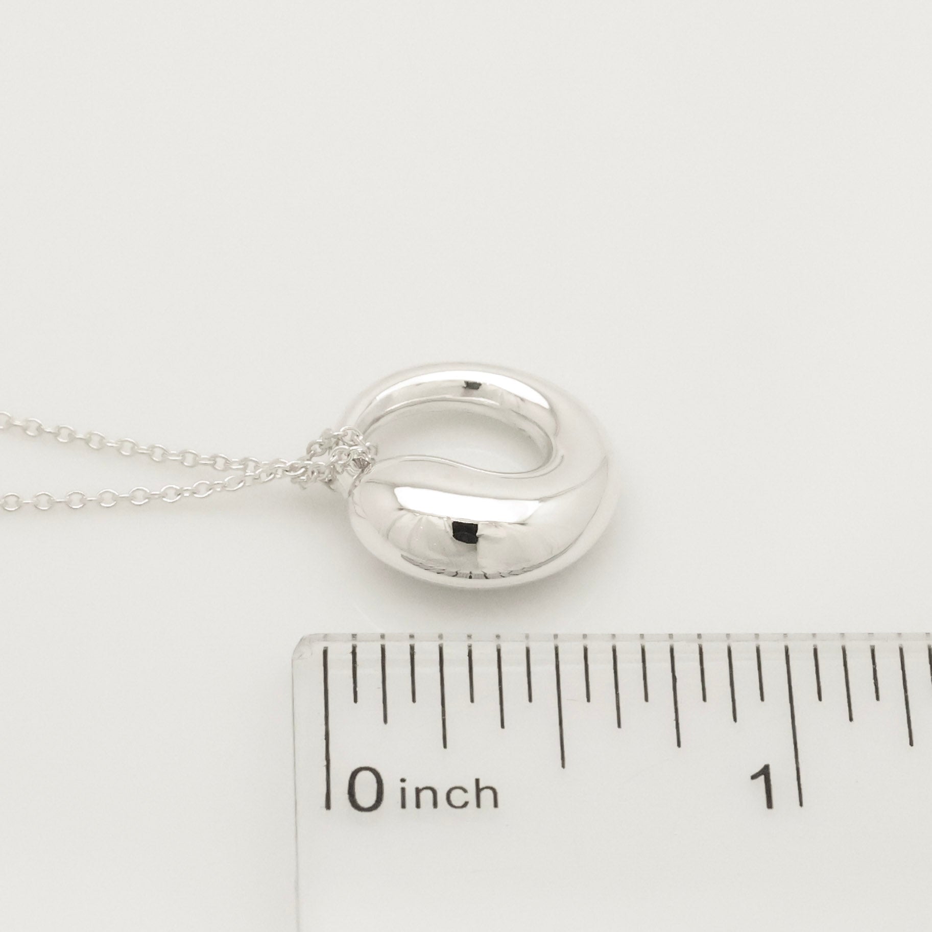 Tiffany & Co. MEDIUM Eternal Circle Necklace Sterling Silver 925 