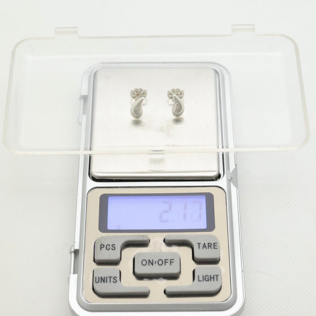 TIFFANY&Co. ティアドロップ エルサペレッティ スタッド ピアス AG925