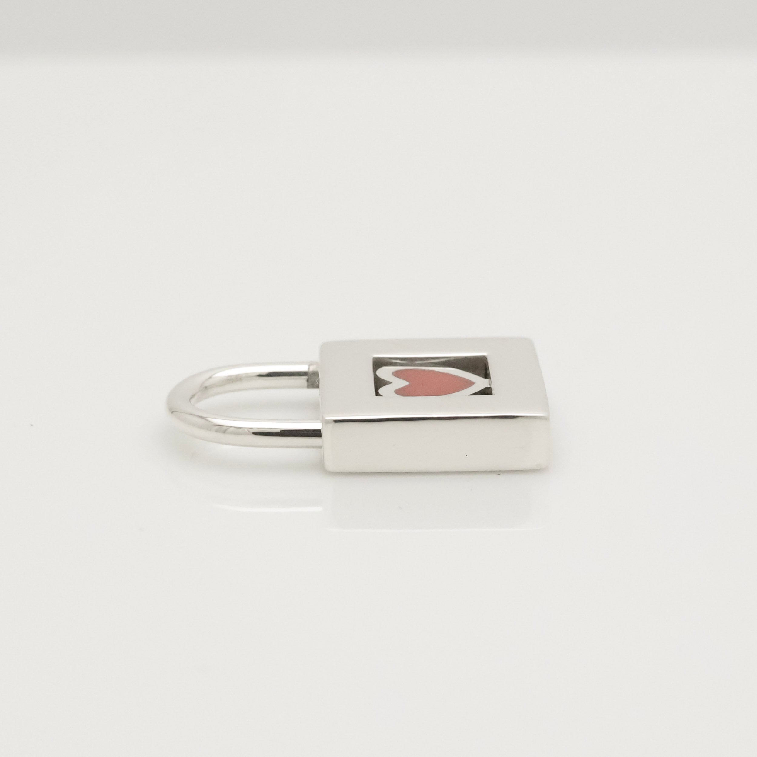 TIFFANY&Co. カデナ ロック レッド エナメル ハート ネックレス AG925