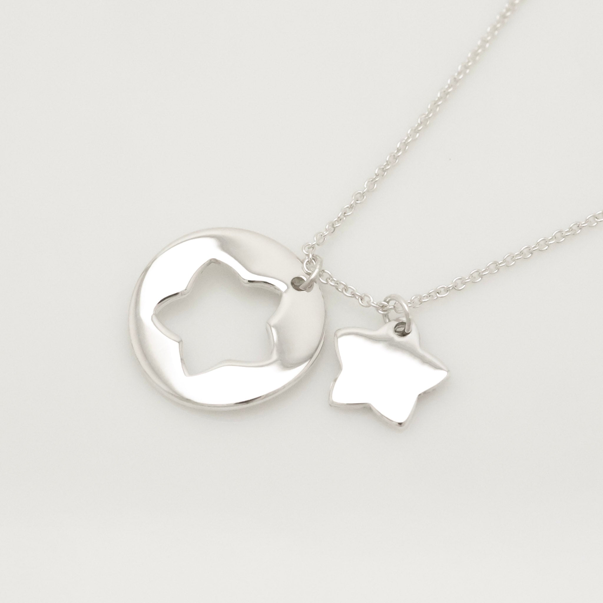 Tiffany & Co. Stencil Star Cutout Circle Necklace Sterling Silver 925 