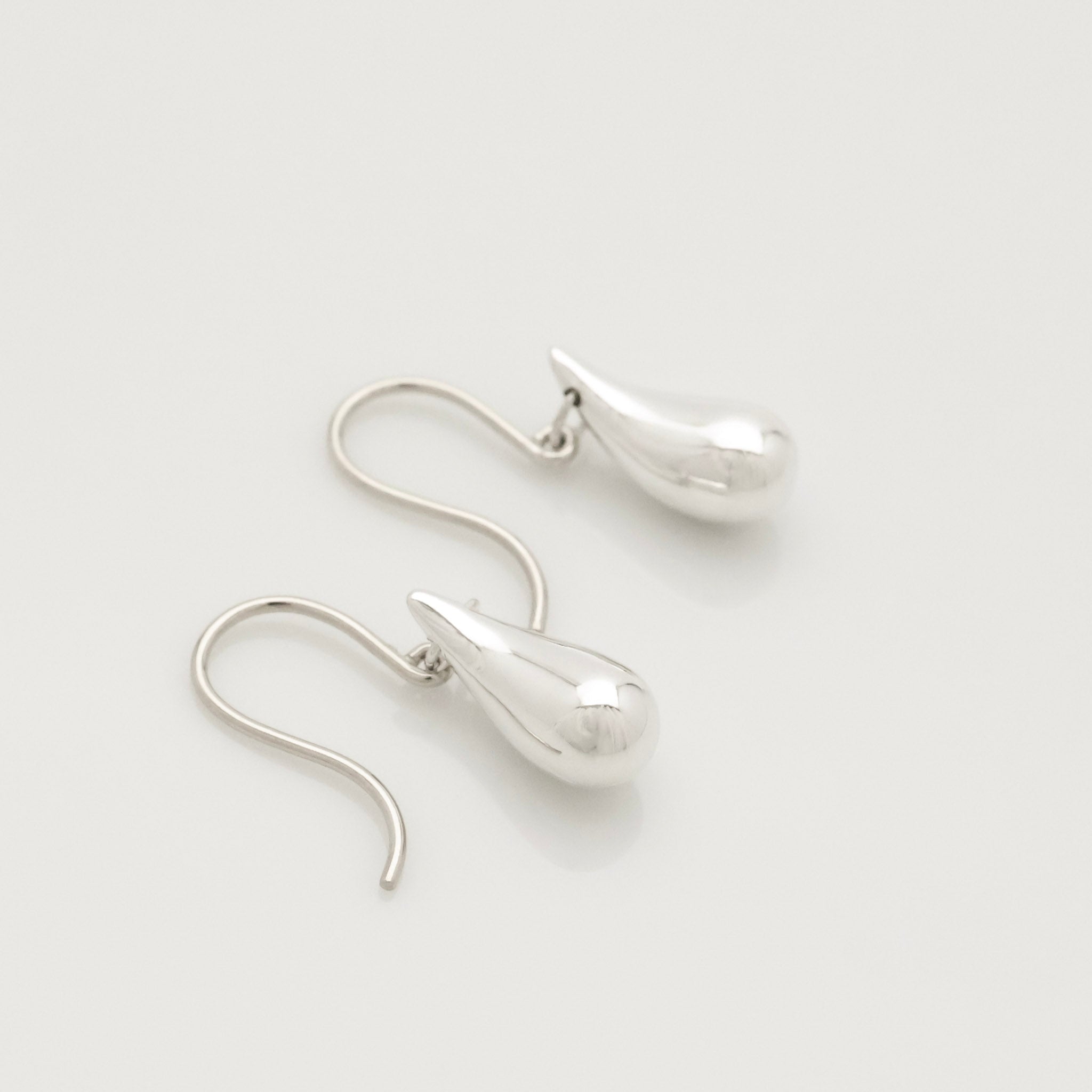 Tiffany & Co. Peretti Teardrop Dangle Earrings Sterling Silver 925